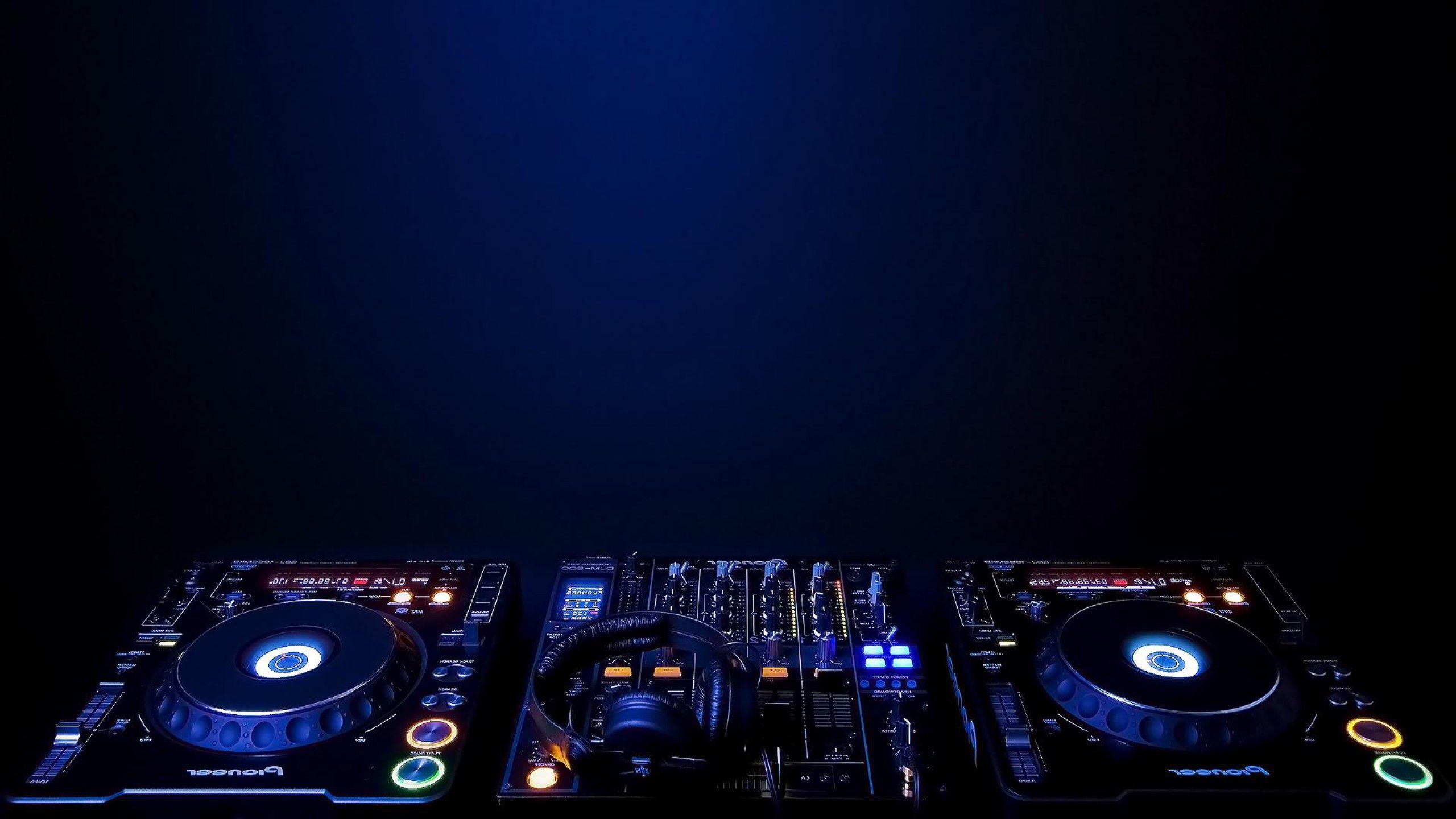 Wallpaper DJ Gallery (74 Plus)