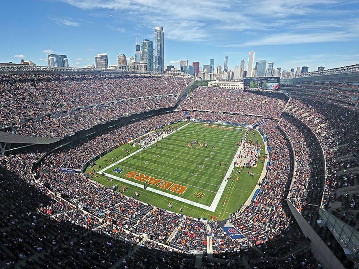 What to Eat at the Chicago Bears' Soldier Field: 2017 Edition