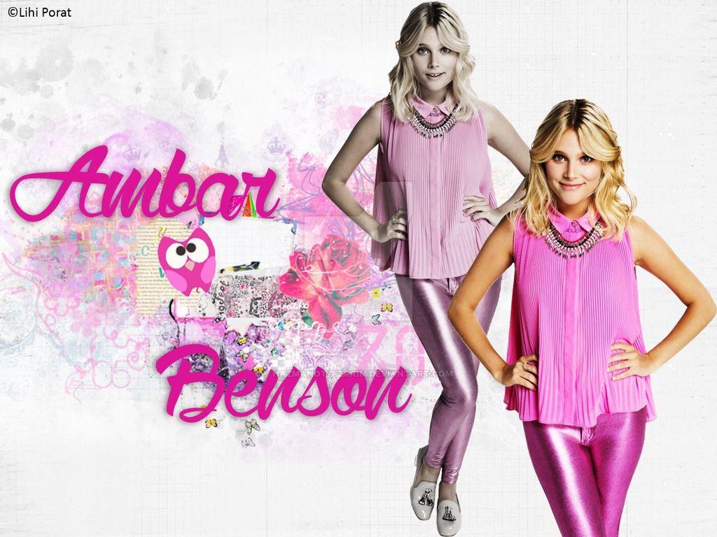 wallpaper desktop: Valentina Zenere New Wallpaper