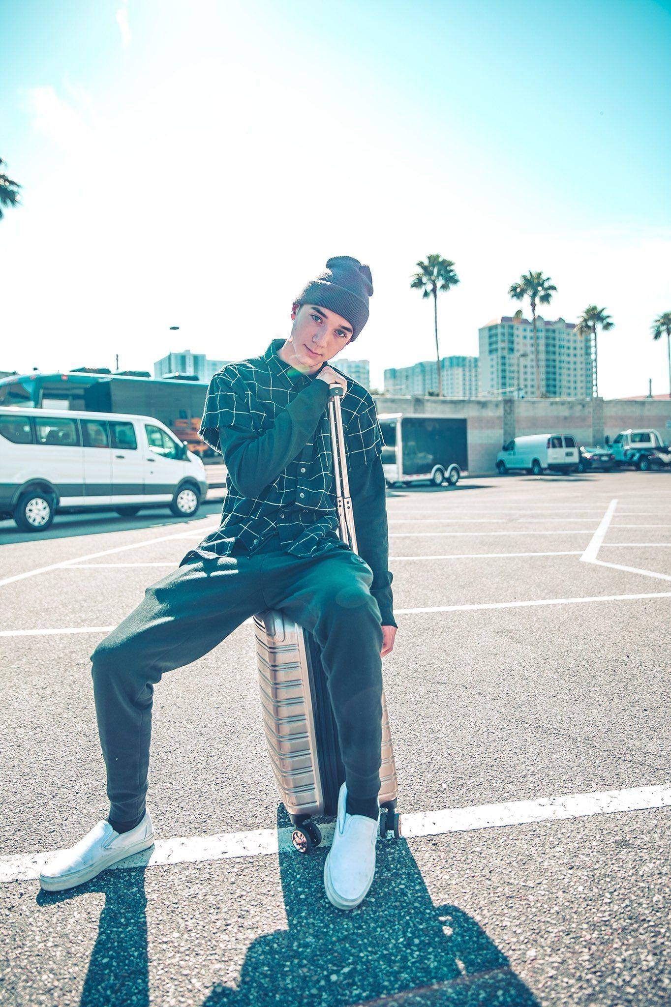 Daniel Seavey. Why Don't We