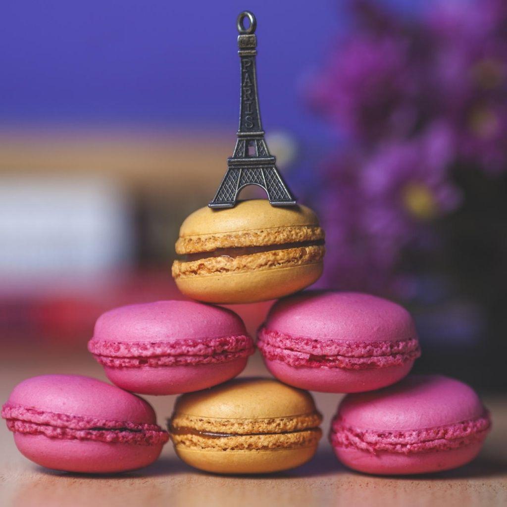 Wallpaper macaron, cookies, eiffel tower, cup. Macaroons