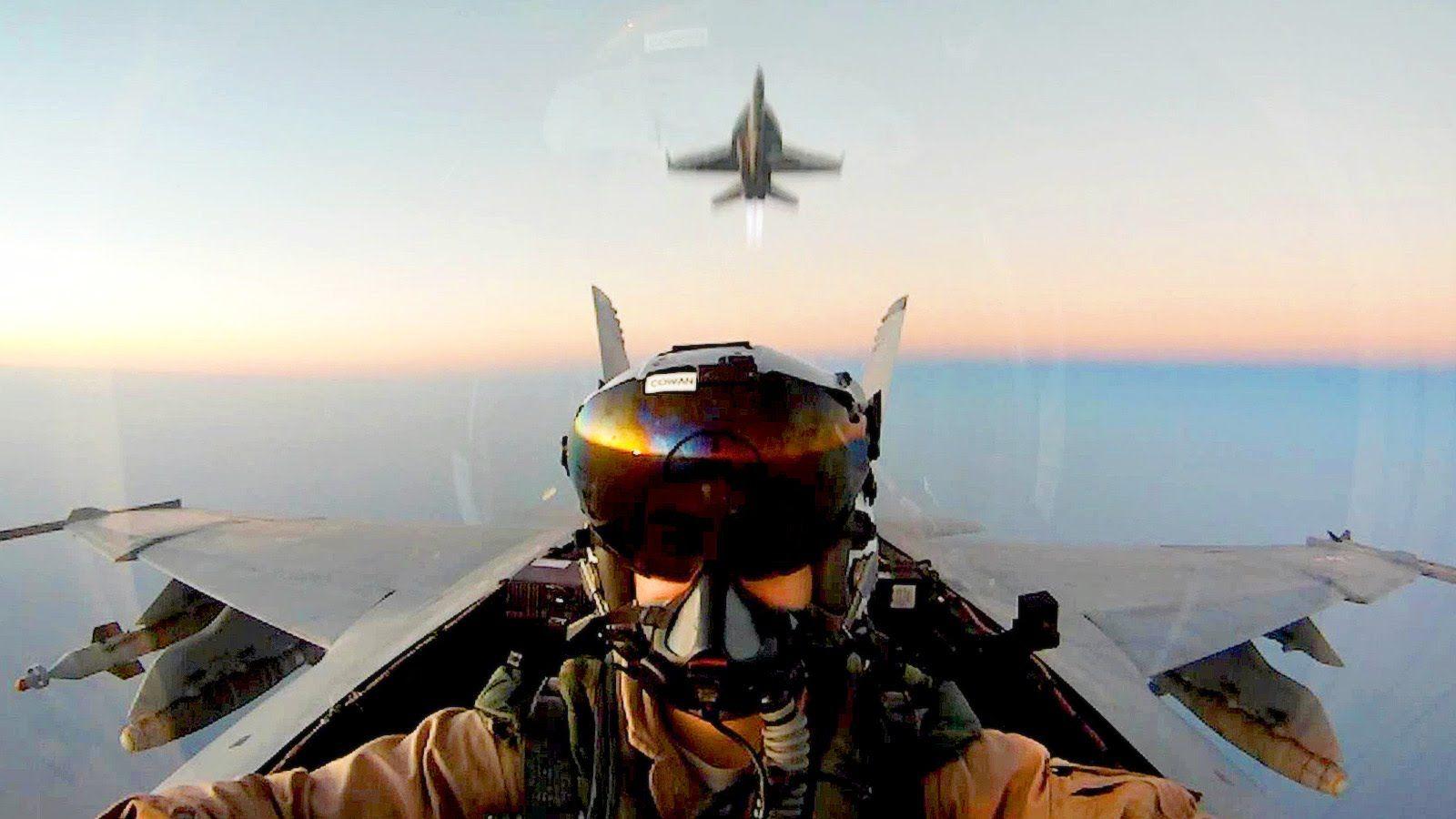 F 18 Super Hornets In Action The Awesomeness Of This
