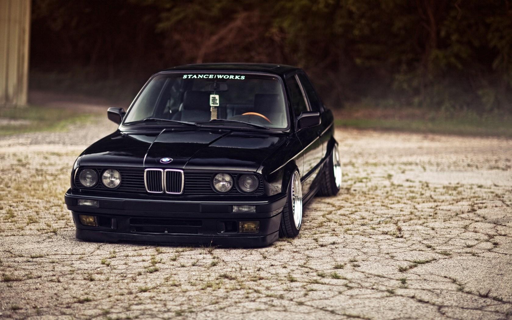 Car Front BMW E30 wallpaper