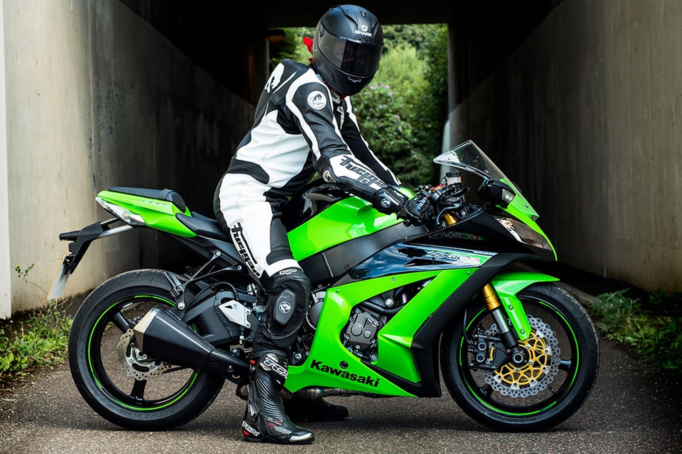Green Ninja Zx10r HD Wallpaper with Rider. Kawasaki ninja