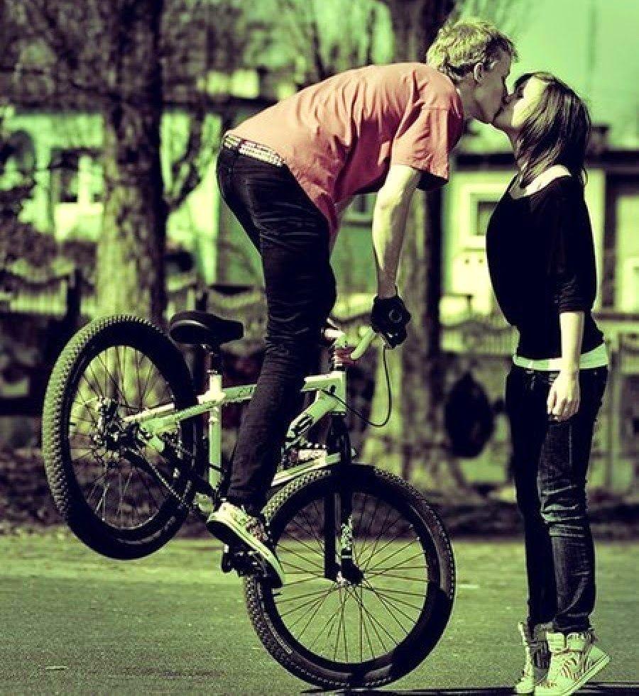 ღ Kiss Day Image Pics HD Wallpaper Picture With Quotes Greetings