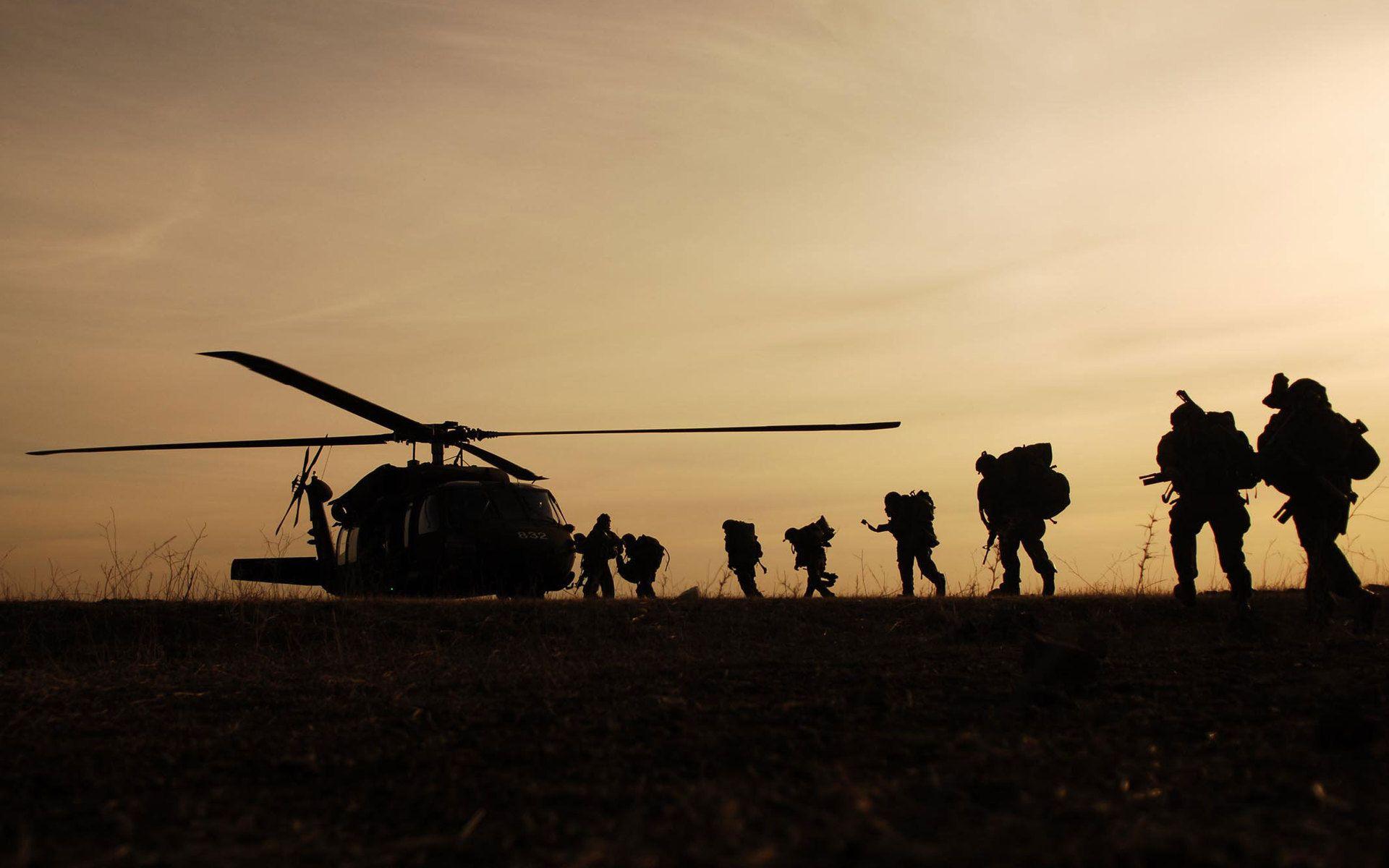 Us Army Helicopter and Soldiers HD Wallpaper