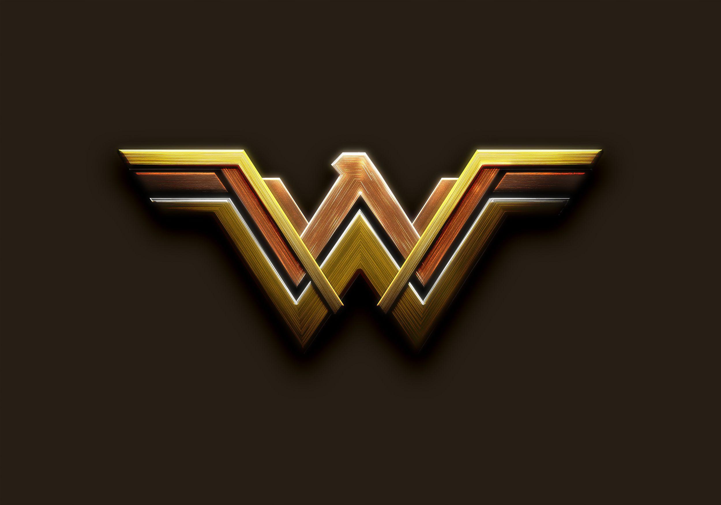 Create the Wonder Woman Logo in Photohop