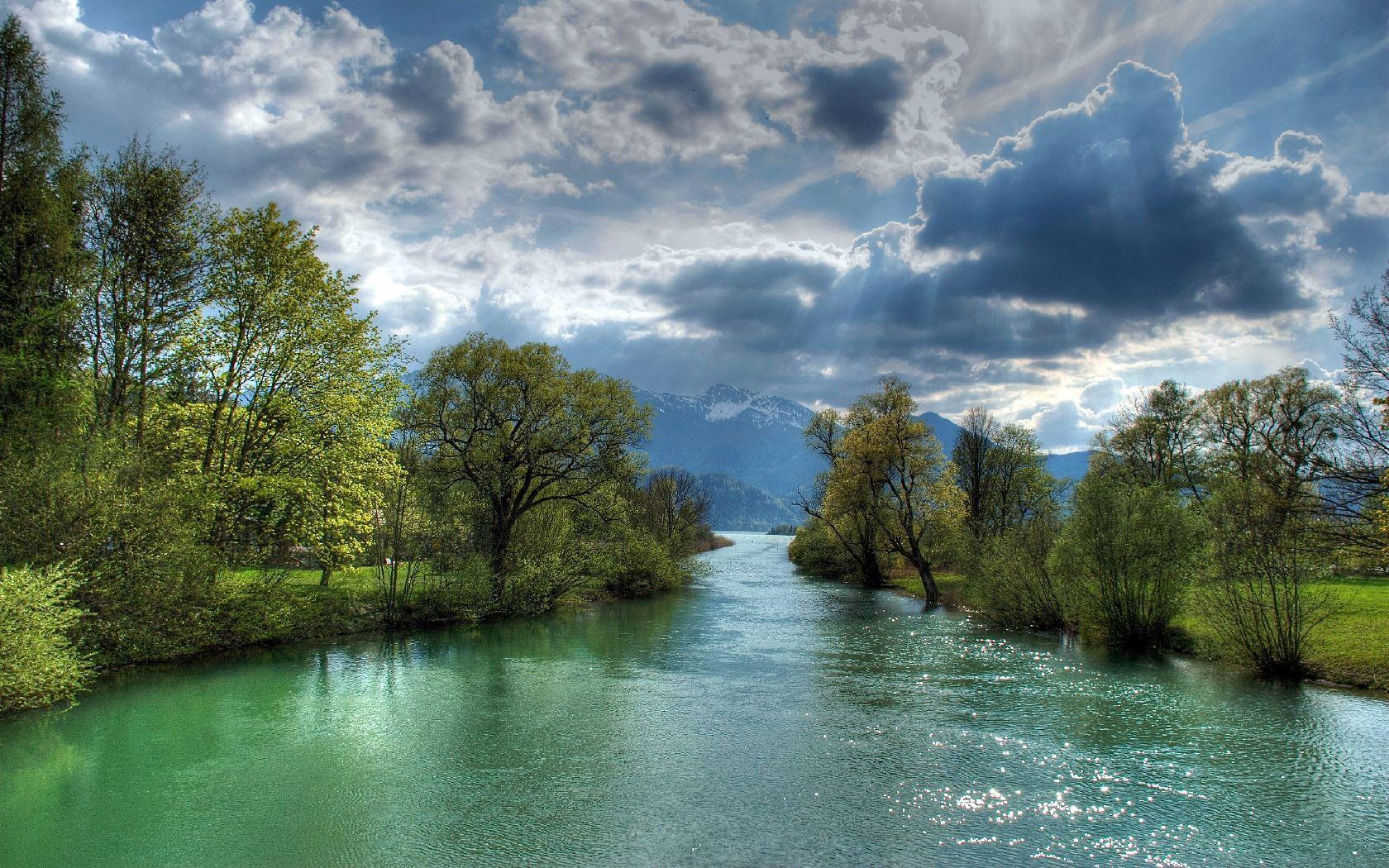 Beautiful River Photo Image Wallpaper Picture Download