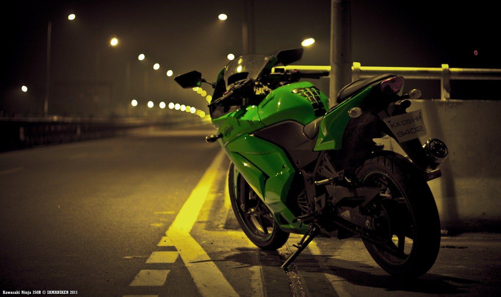 Kawasaki Ninja 250R HD wallpaper
