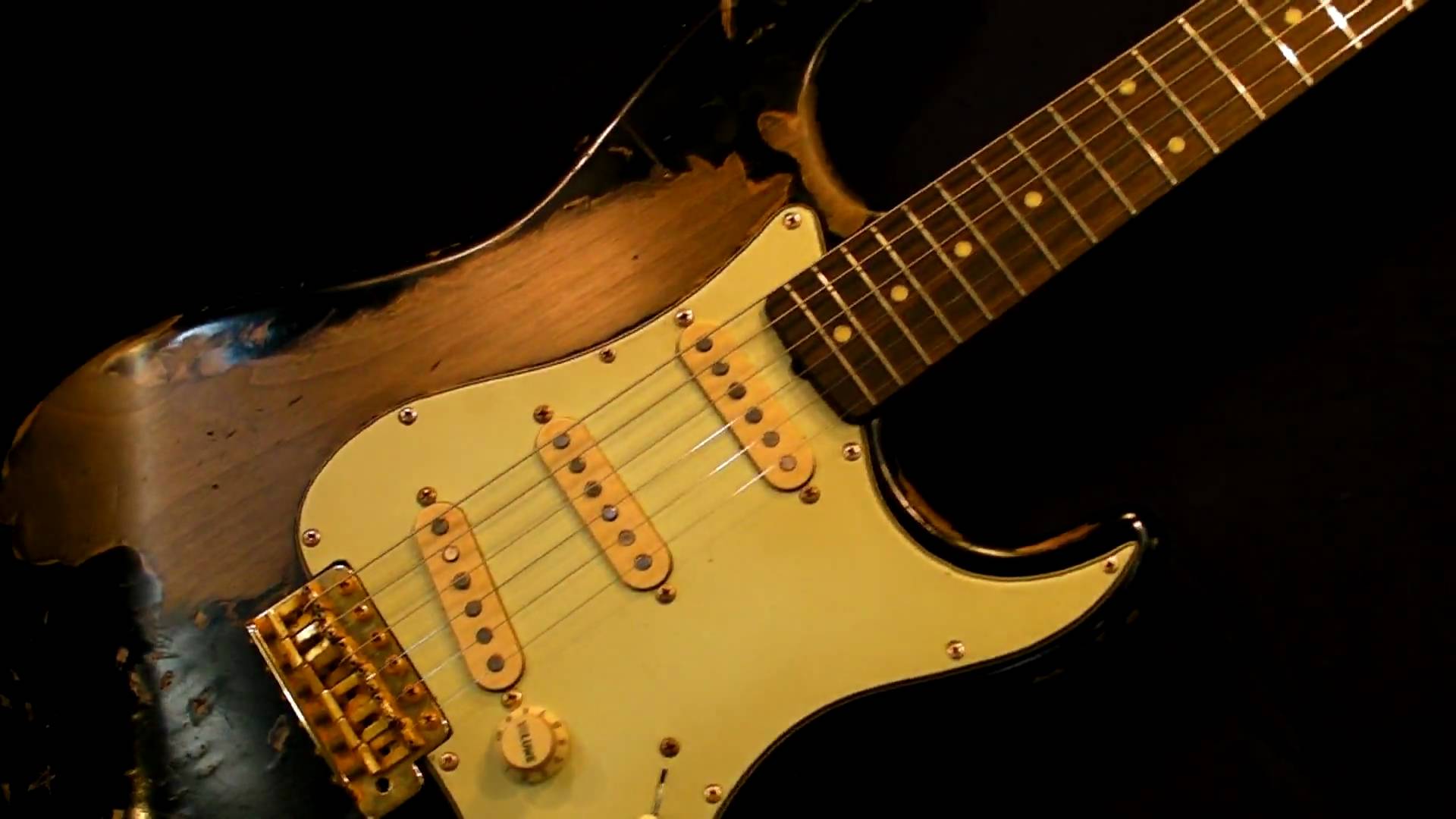 Ultimate John Relic Style Strat front made by The Strat Shop! 1080p