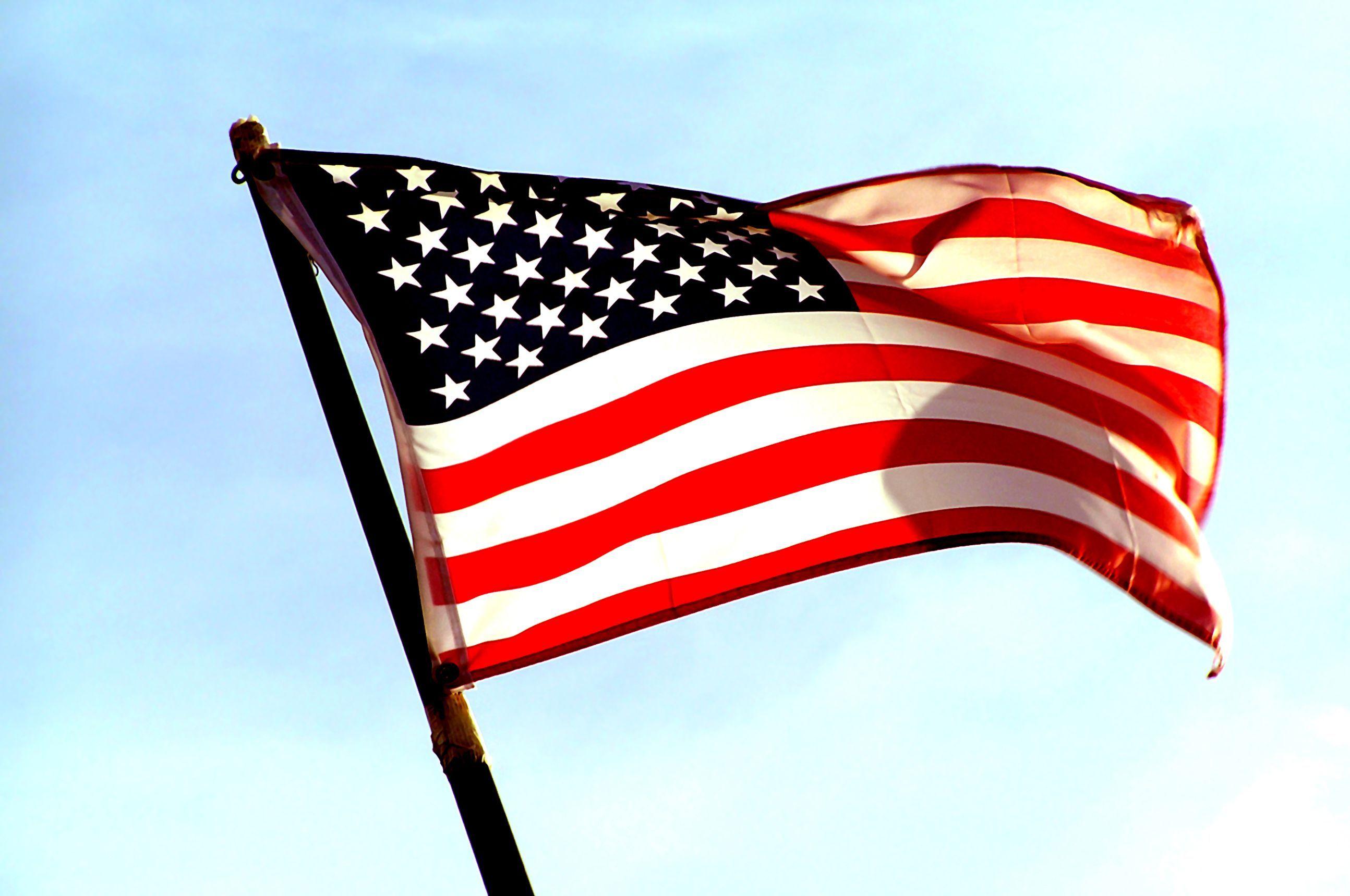 Free USA Flag Background For PowerPoint PPT