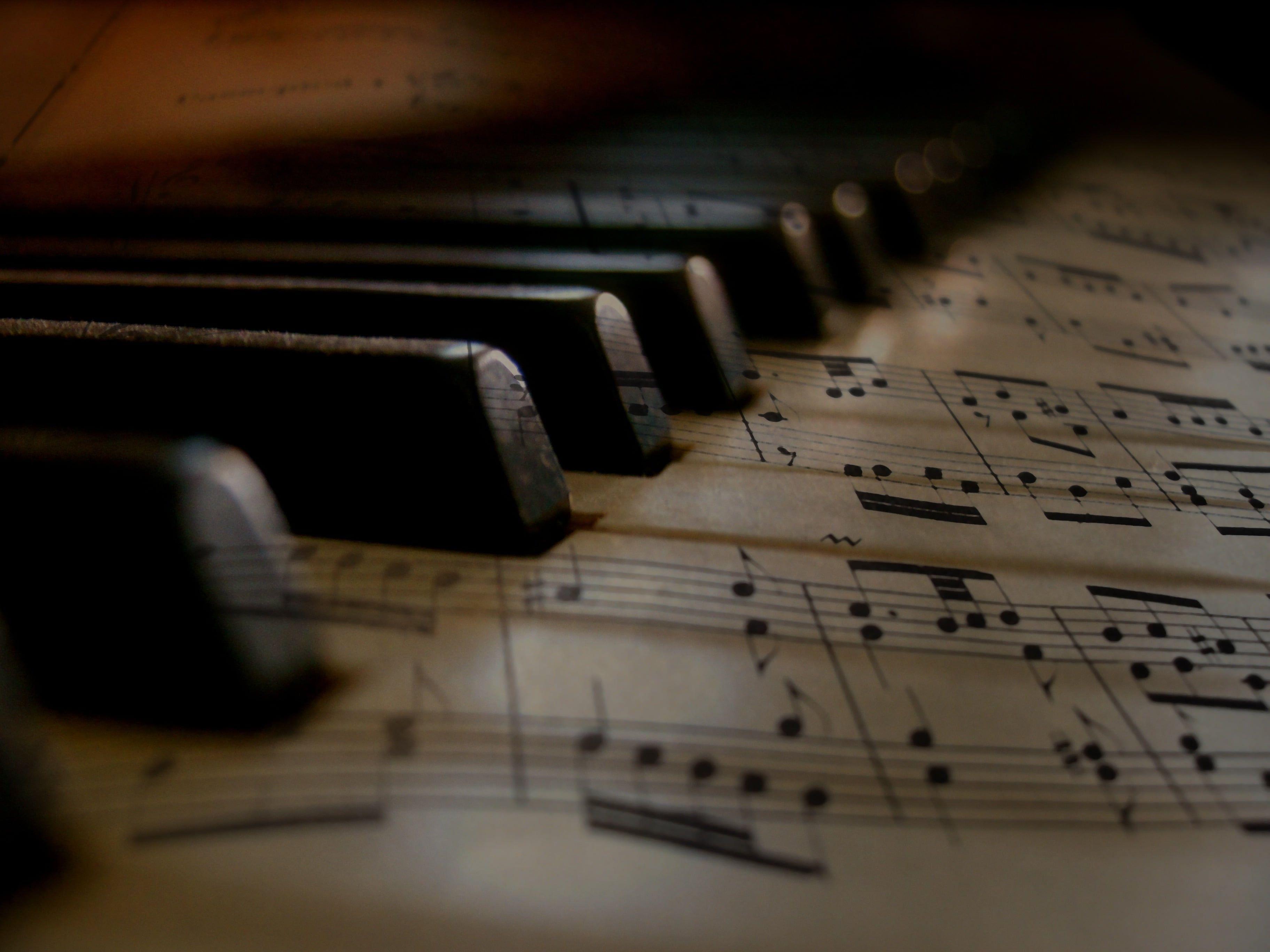 Close Up Photography Of Piano HD Wallpaper