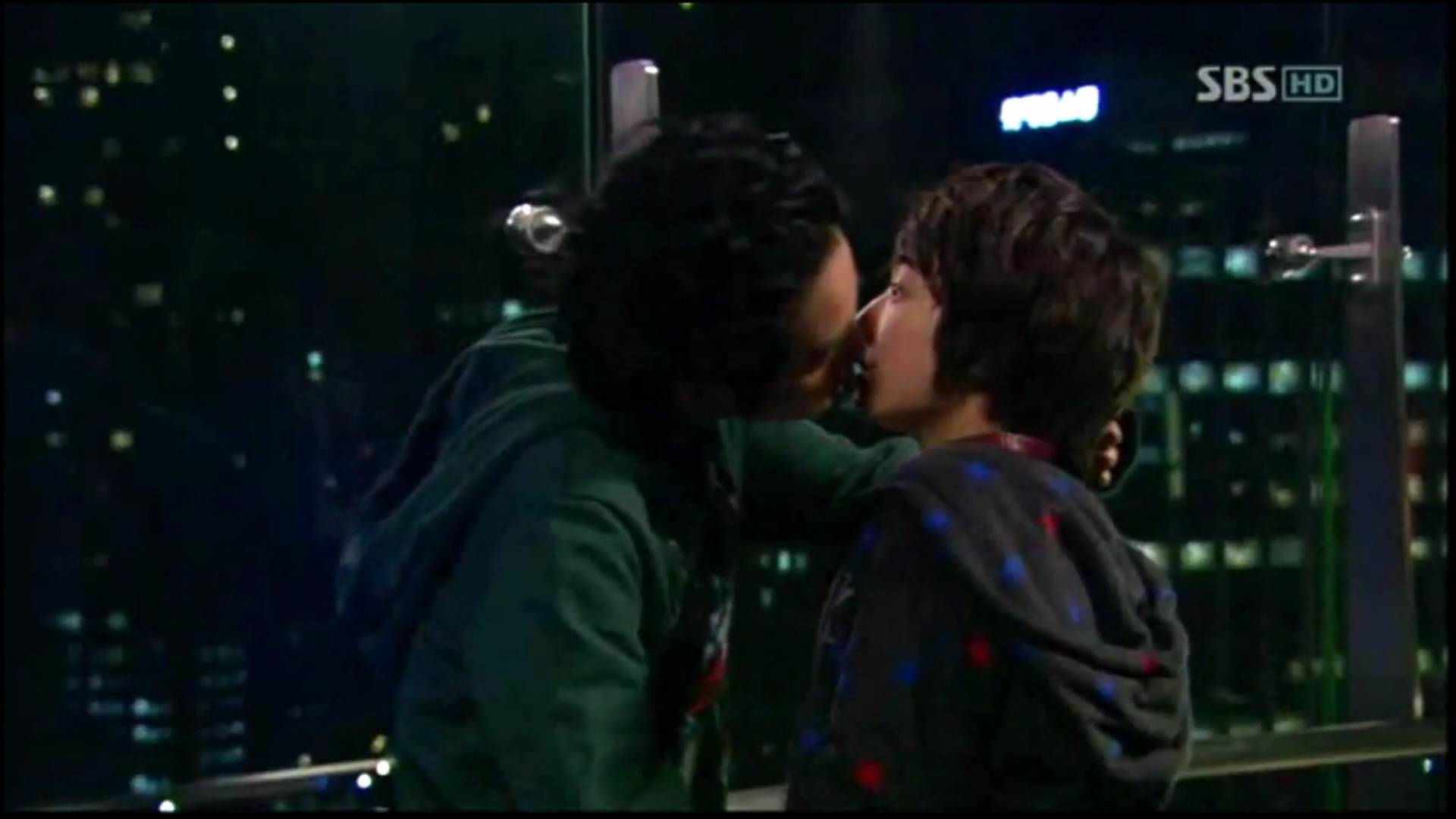 Go Mi Nyu x Hwang Tae Kyung (FV)