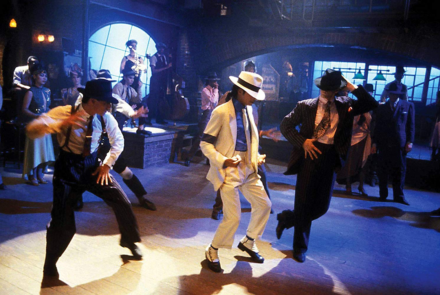 Michael Jackson: Smooth Criminal.