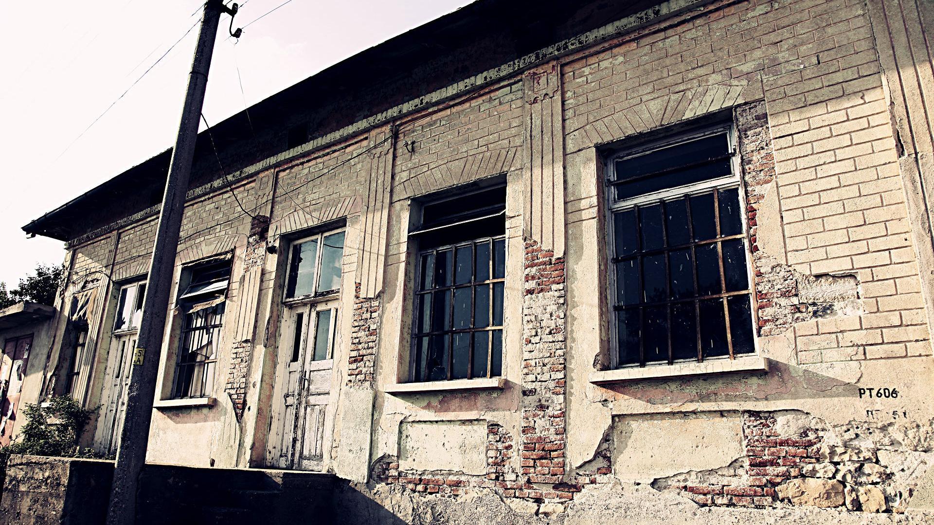 High Definition Old Houses Photography Widescreen and HD background