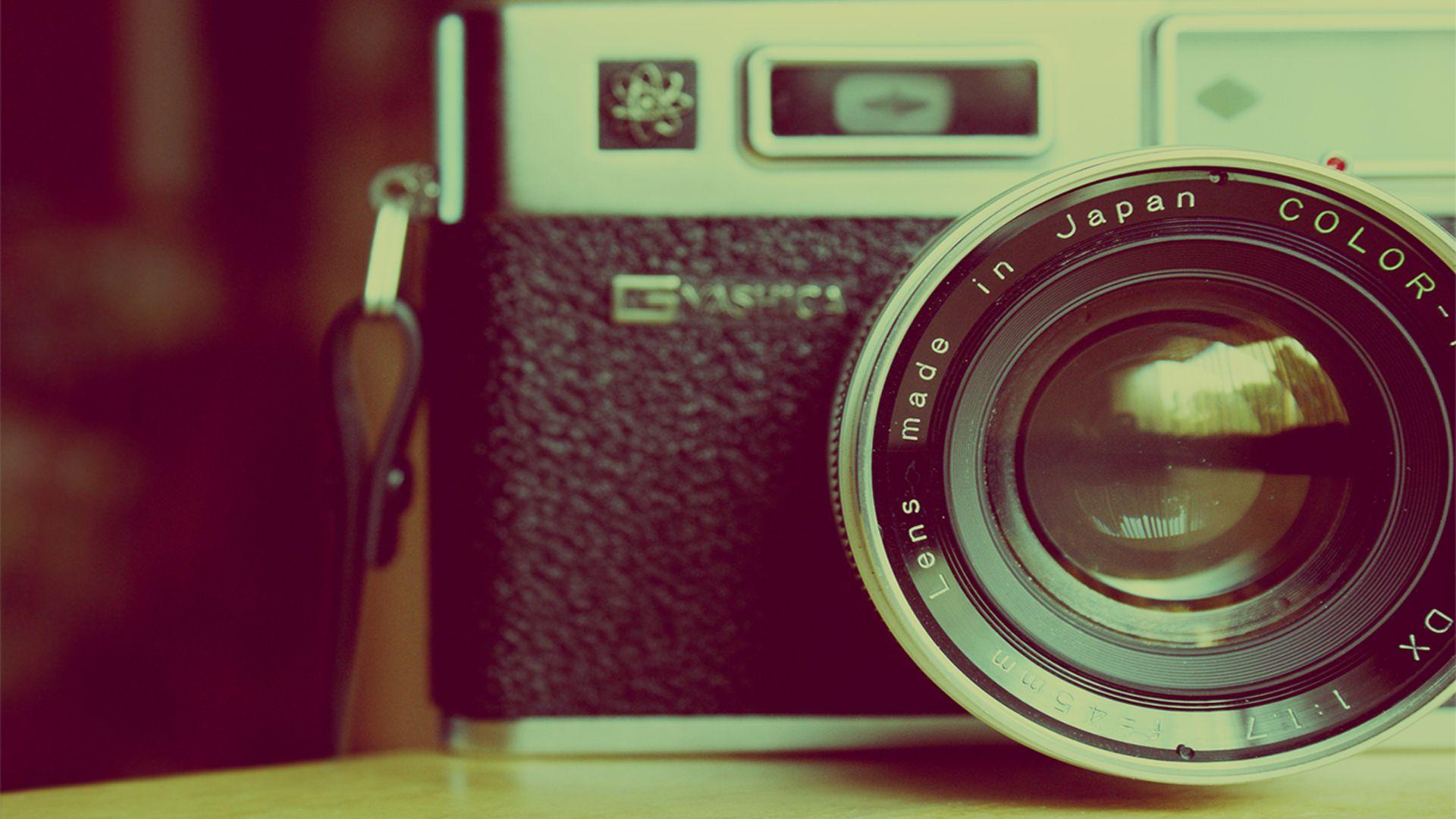 Download the Vintage Camera Wallpaper, Vintage Camera iPhone