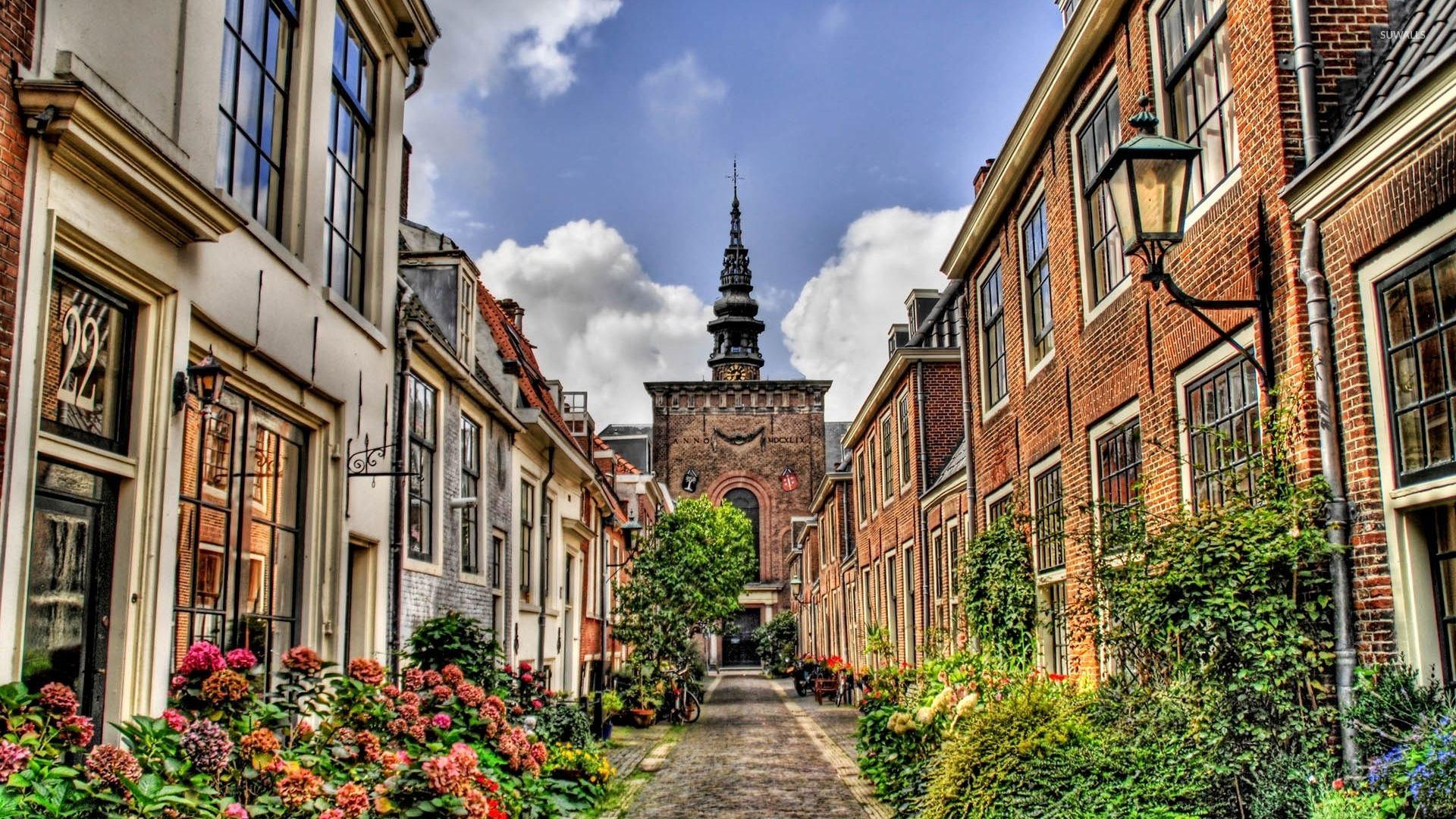 Old church in the city wallpaper wallpaper