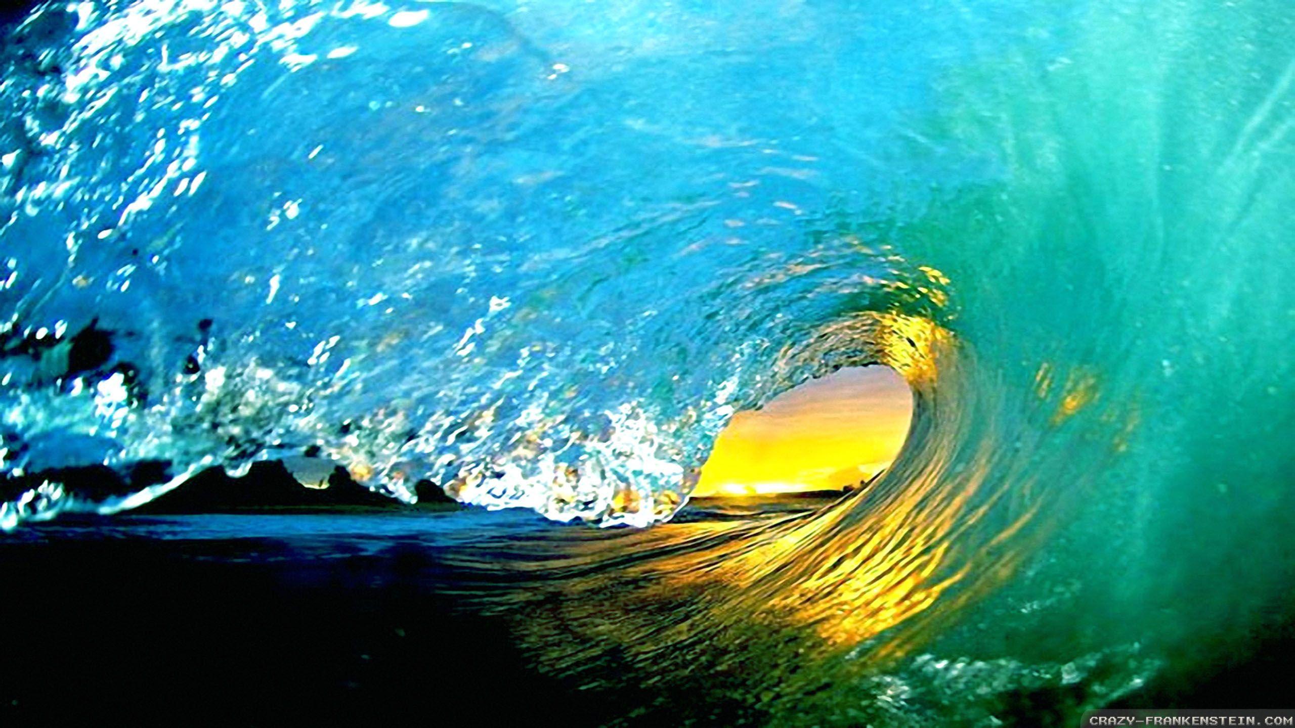 Summer Waves wallpaper