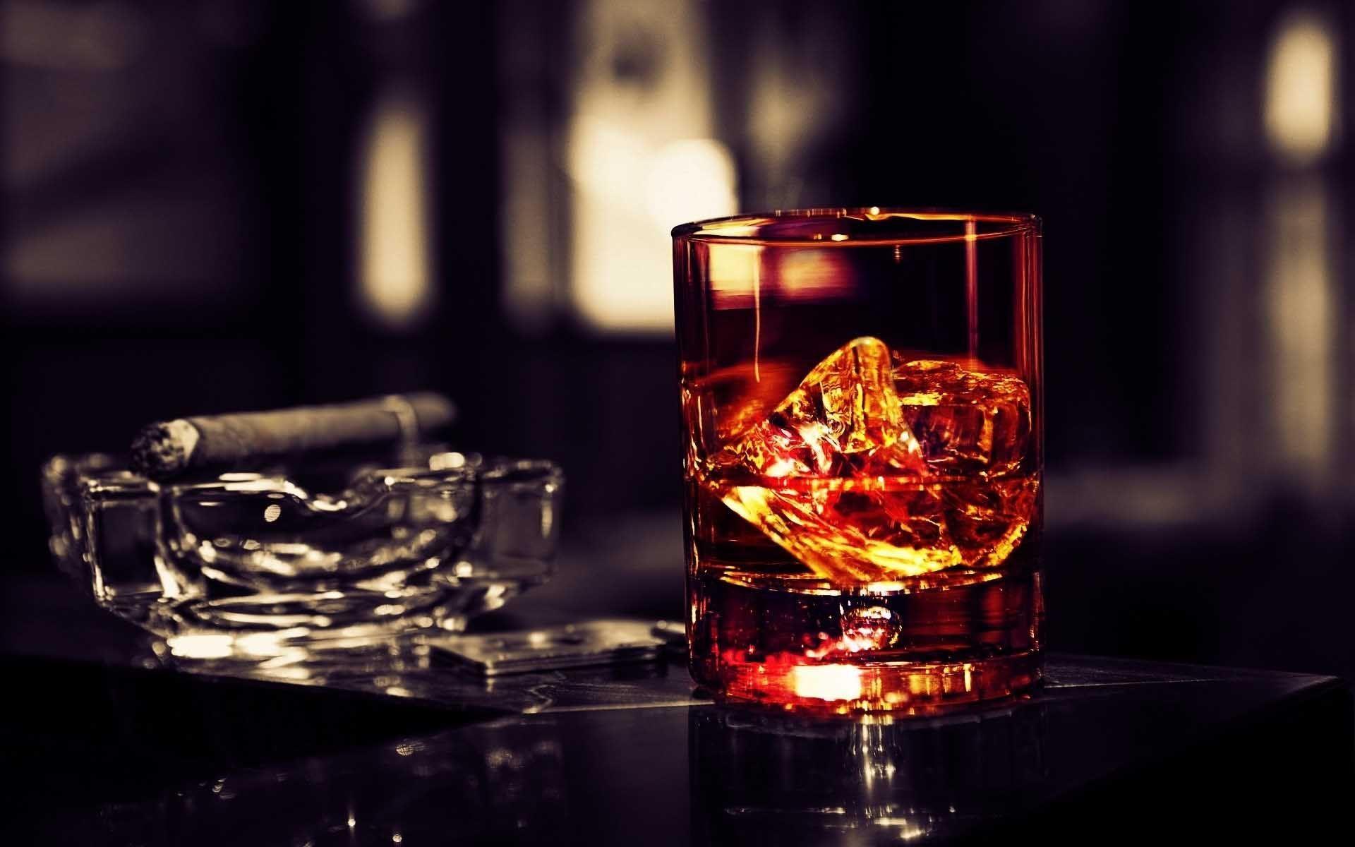 Wine Glass Latest HD Wallpaper Free Download. New HD Wallpaper