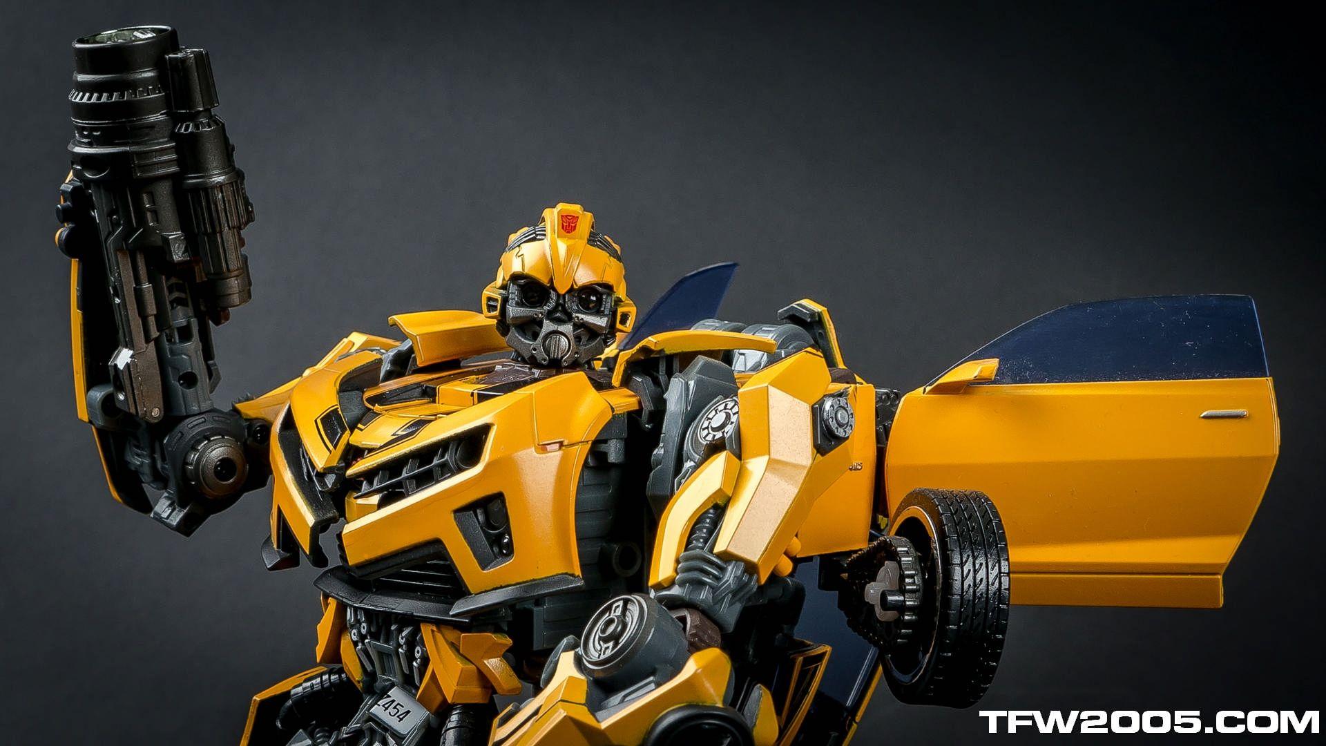 Bumblebee Transformers 2 Revenge Of The Fallen Wallpaper HD