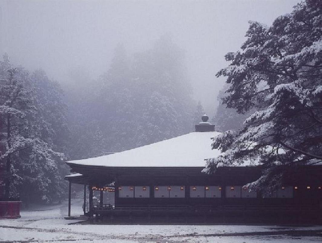 Winter: Koyasan Miedo Winter Snow Japan Japanese Shrine Temple