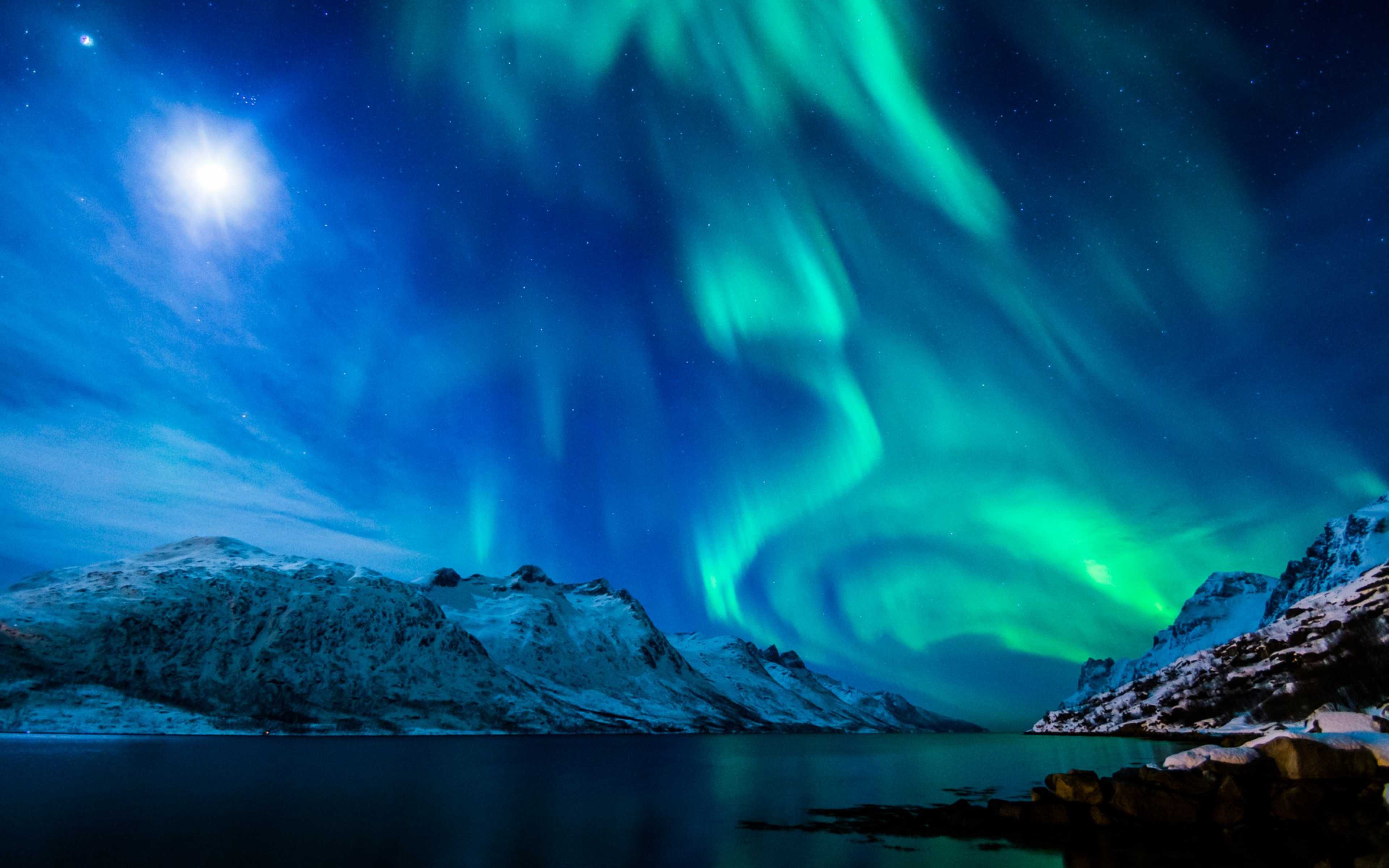 Wallpapernorthern Lights Aurora Borealis Uk Wallpaper HD For Mobile