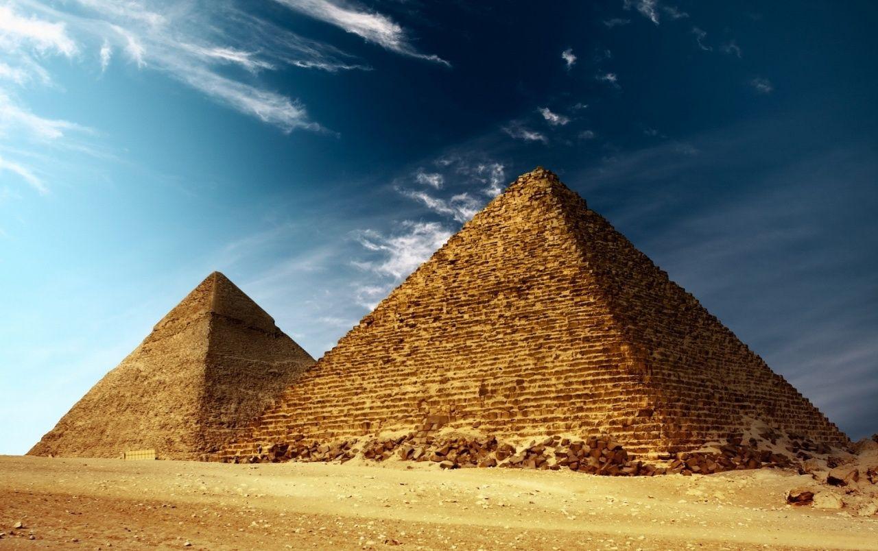 Blue Sky & Egypt Pyramids wallpaper. Blue Sky & Egypt Pyramids