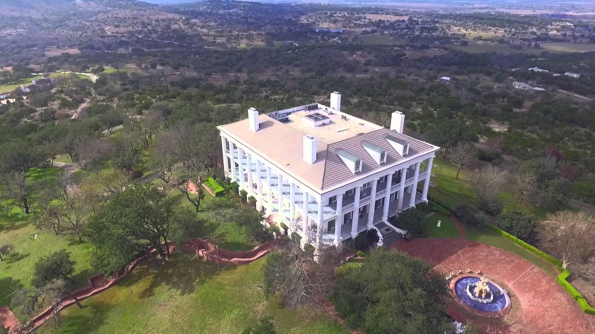 Texas Hill Country Drone 12 15' (1080p Hd) Front Door Tours