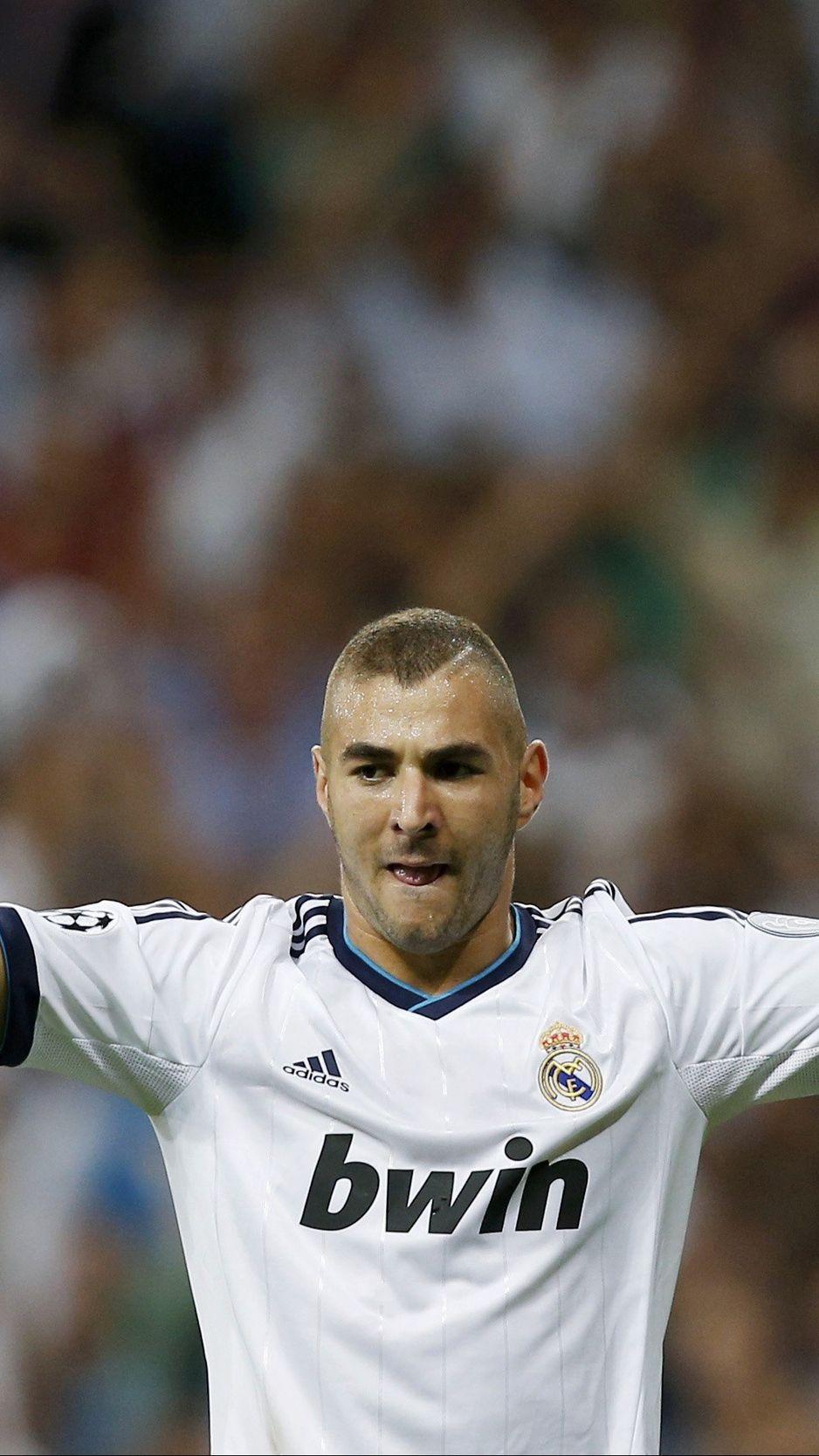 Download wallpaper 938x1668 karim benzema, benzema, real madrid
