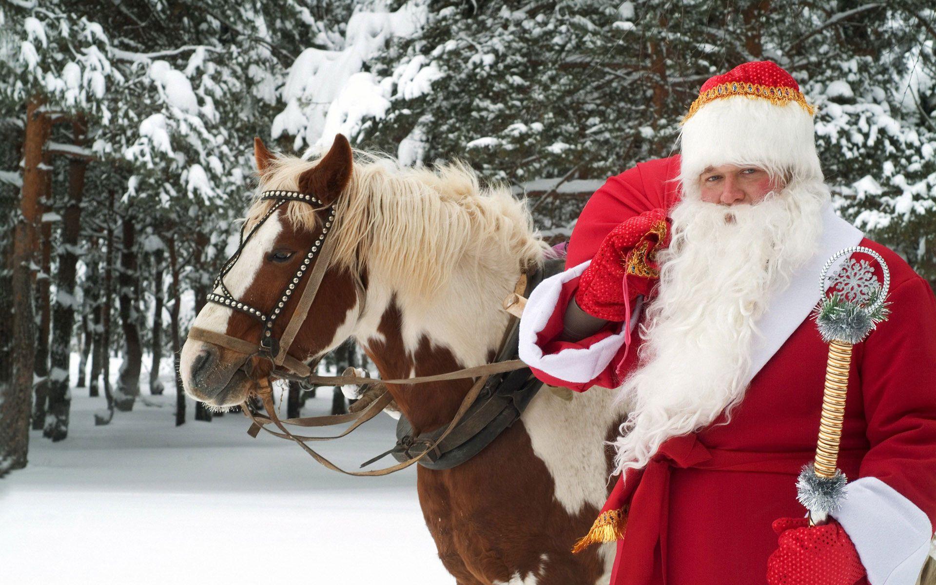 Download the Santa and Clydesdale Wallpaper, Santa and Clydesdale