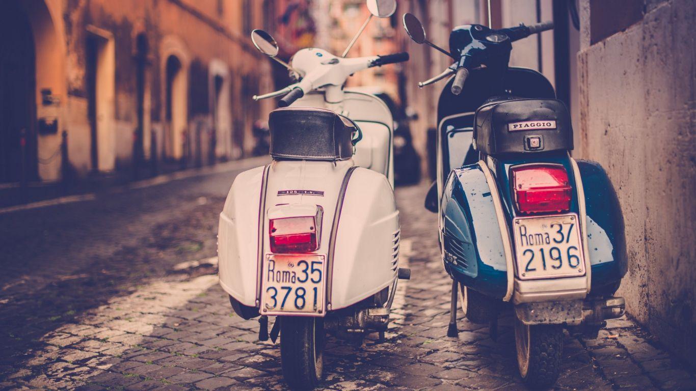 Wallpaper Scooter