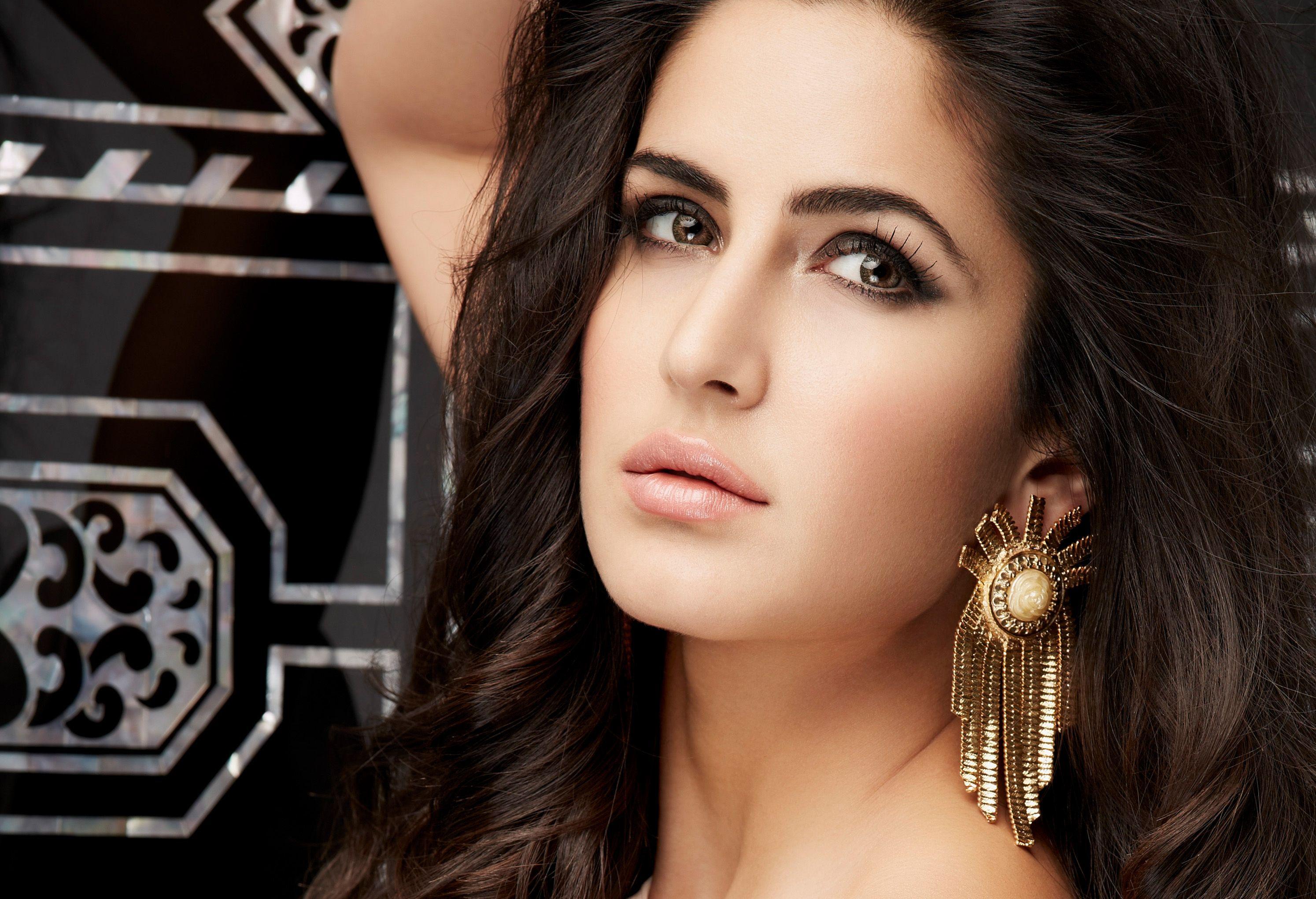 Download 29 Katrina Kaif Wallpaper