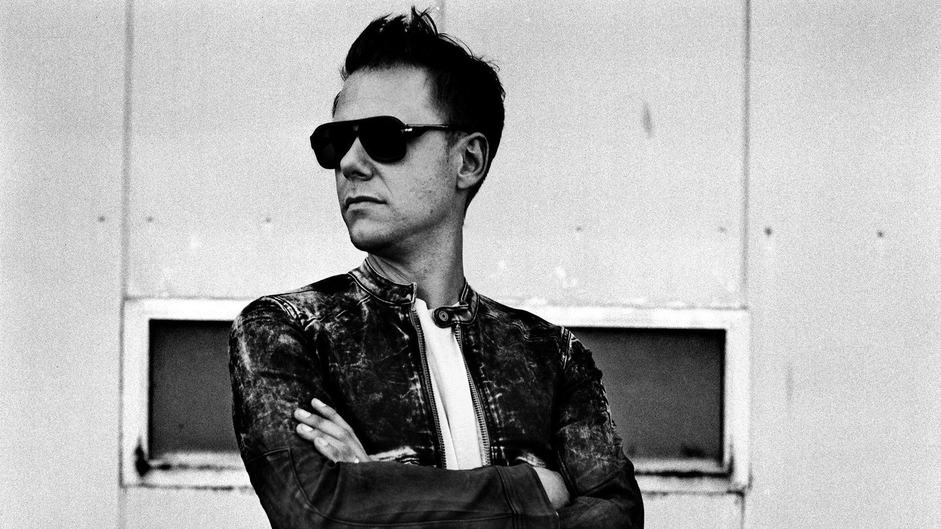 EPI 947: Armin Van Buuren Background For Desktop