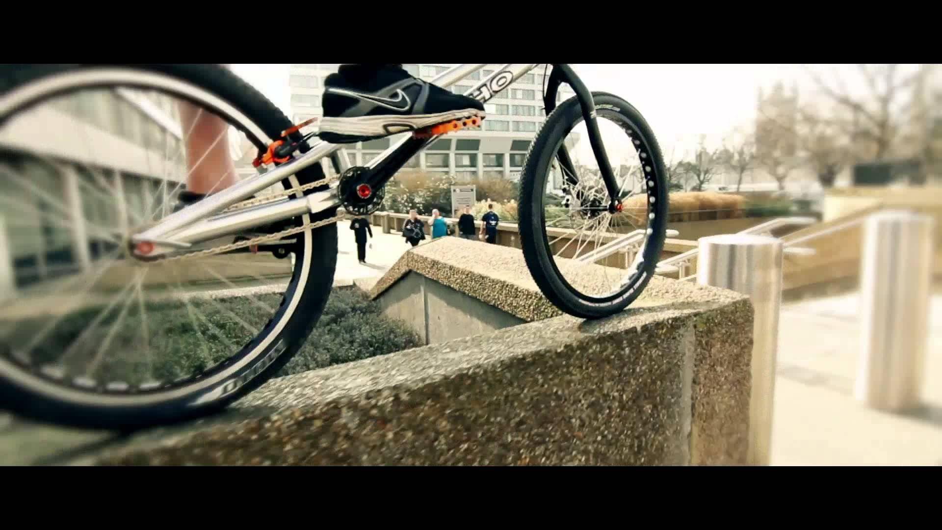 BMX Stunts. Freestyle BMX. Awesome Bike Stunts. Amazing stunt