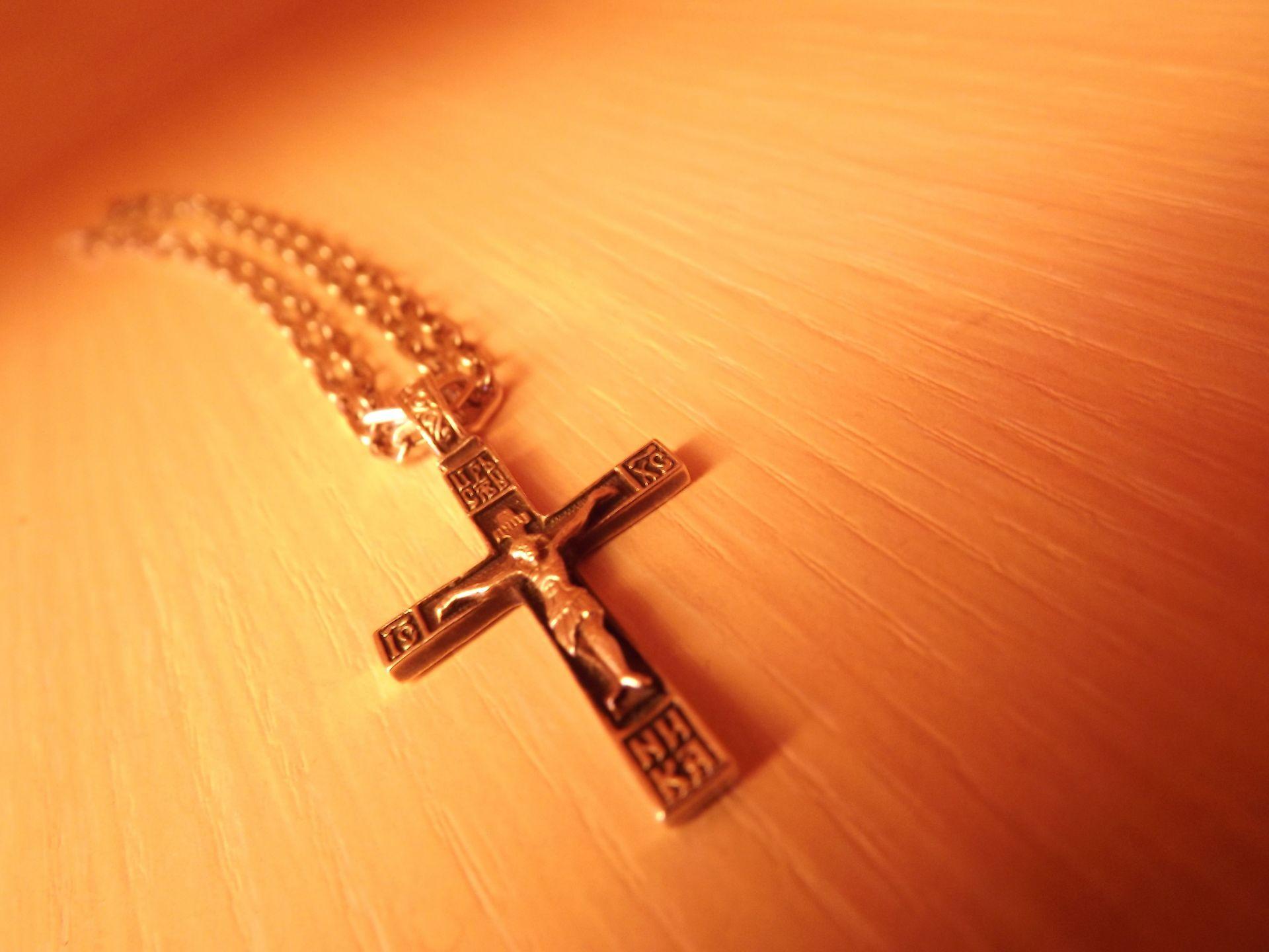 Cross crucifix faith macro. Android wallpaper for free