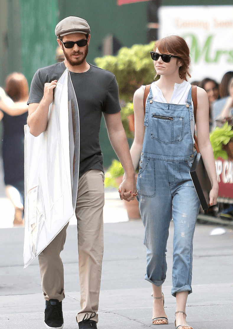 Street Style. Emma Stone + Andrew Garfield shopping in NYC. Street
