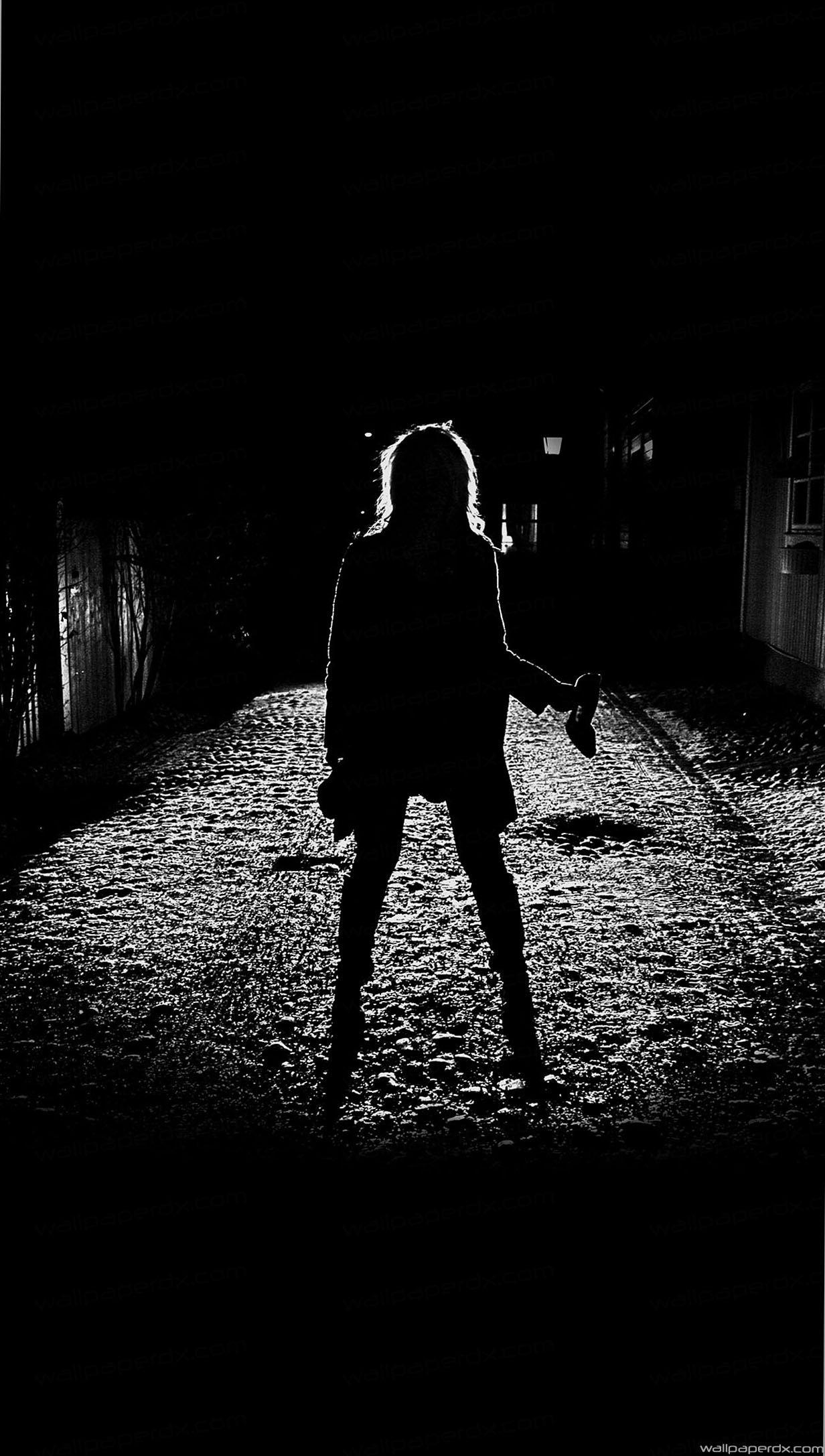 Dark Alley Girl Silhuette full HD android Wallpaper