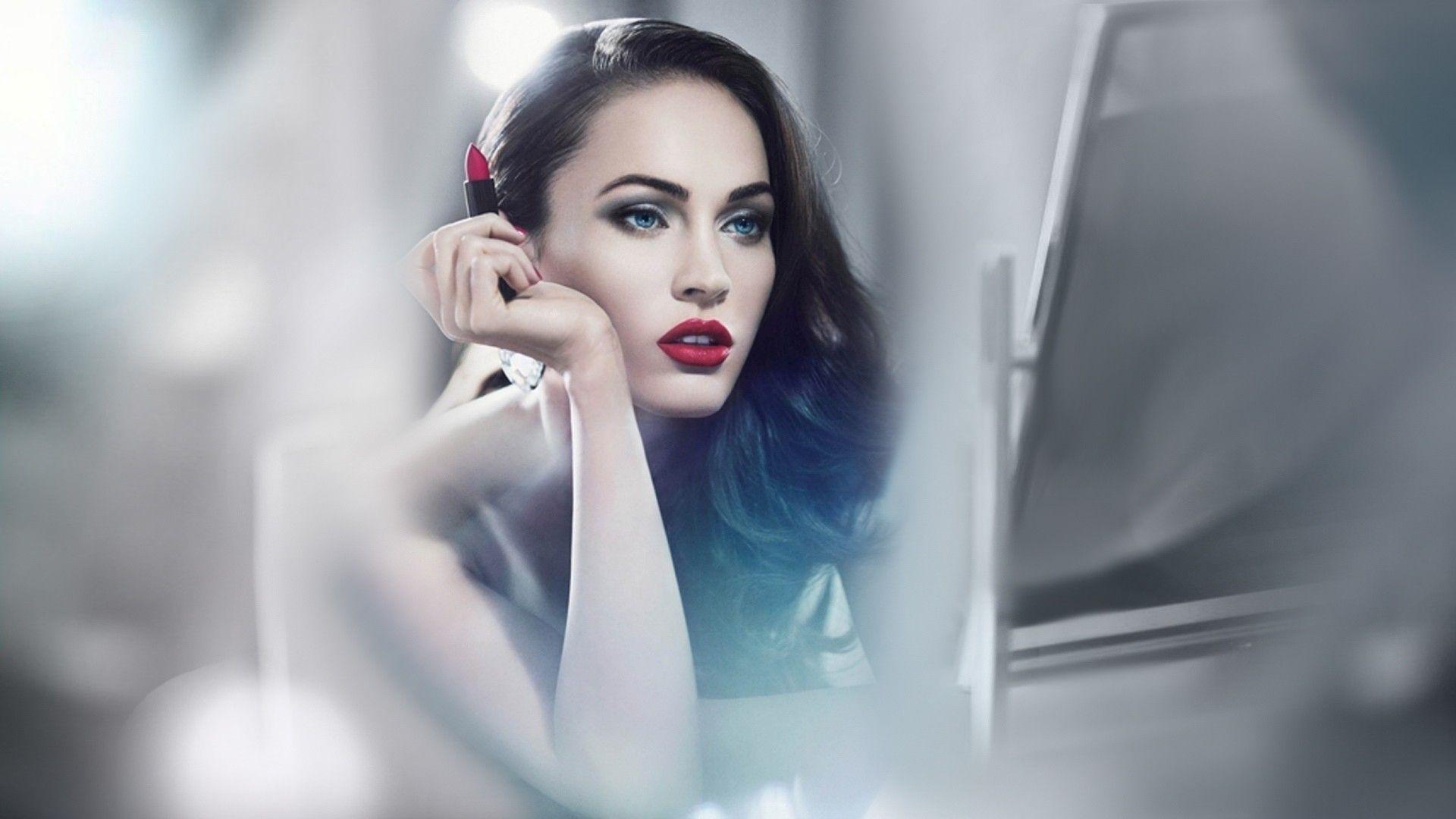 Megan Fox Wallpaper