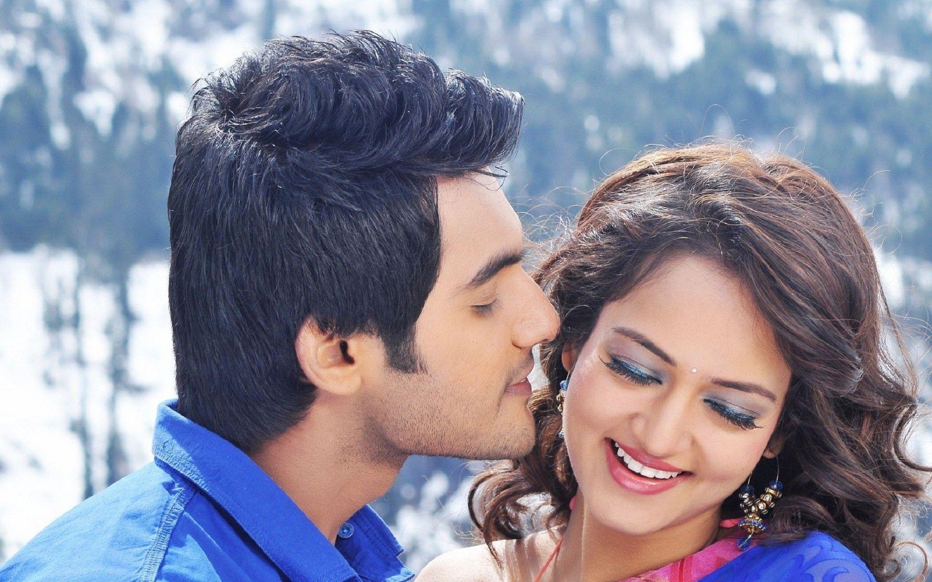 Romantic Couple Wallpaper