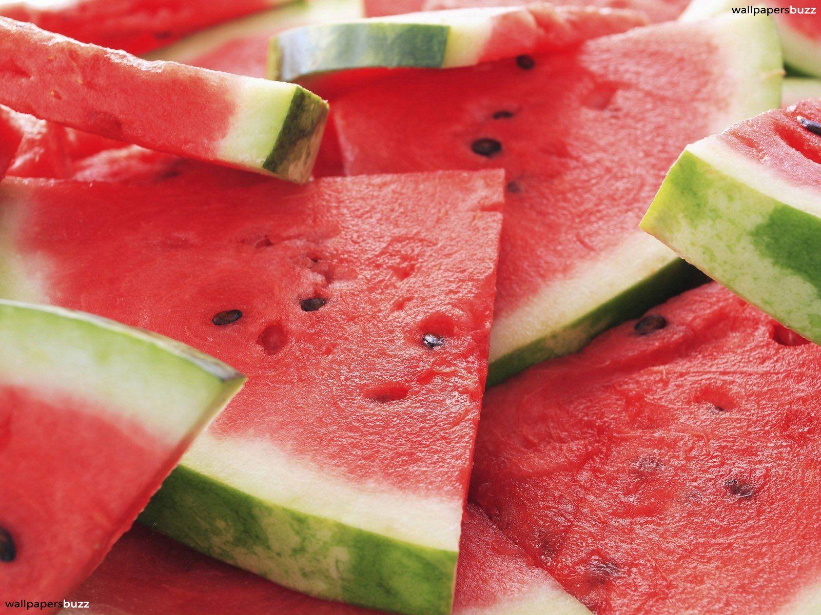 Slices of watermelon HD Wallpaper