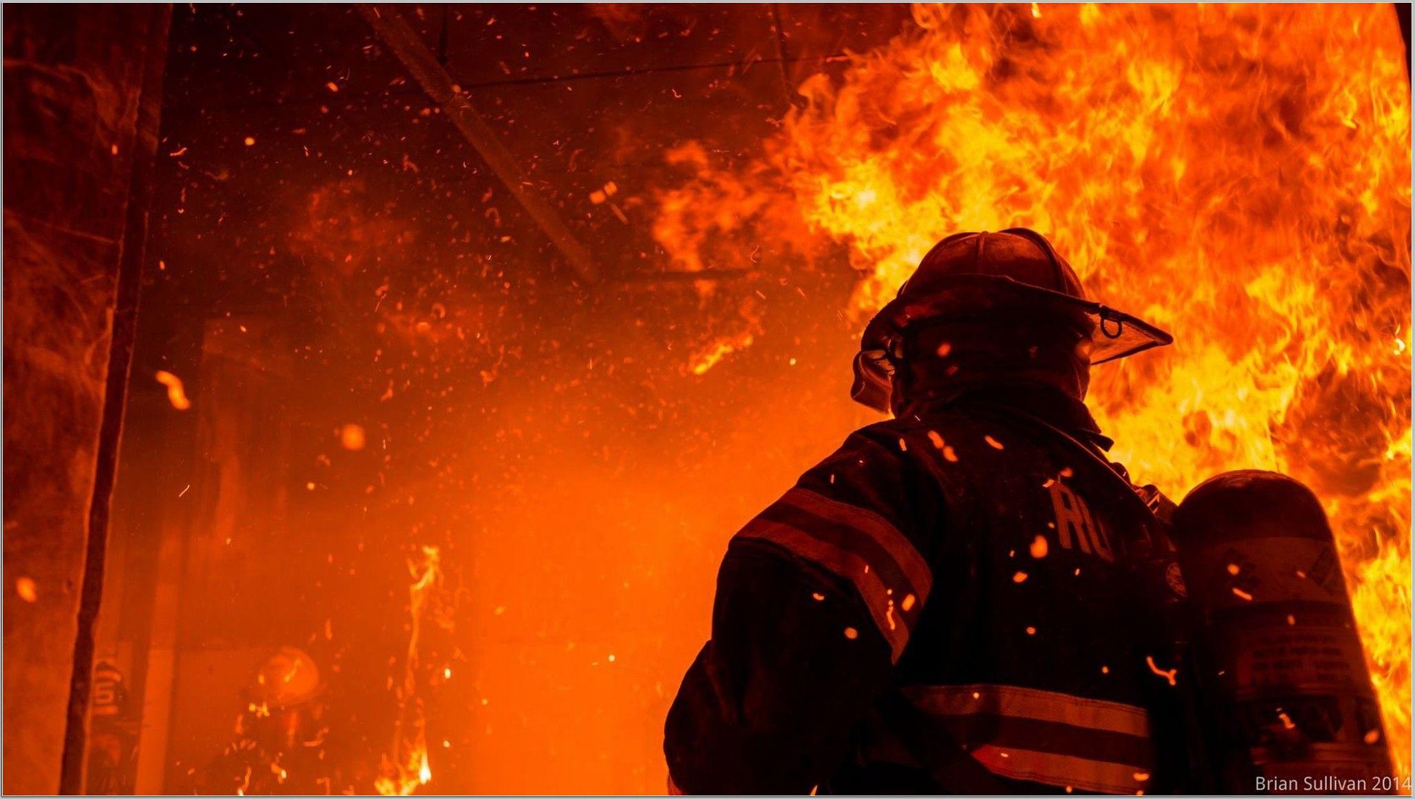 Download free fireman wallpaper 4 beautiful collection