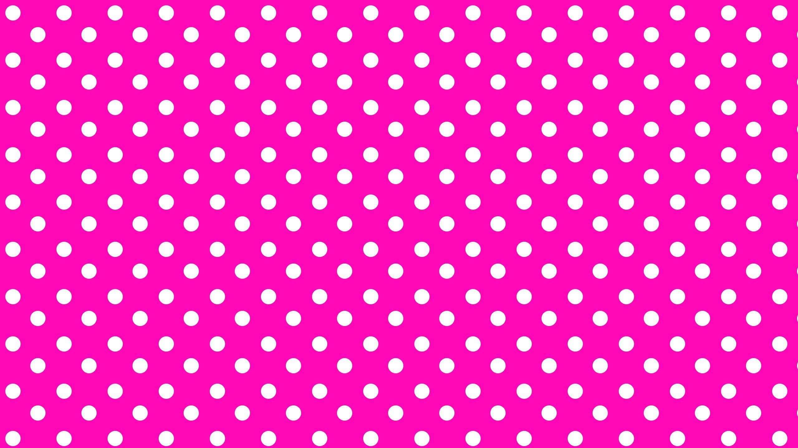 polkadot pink wallpaper