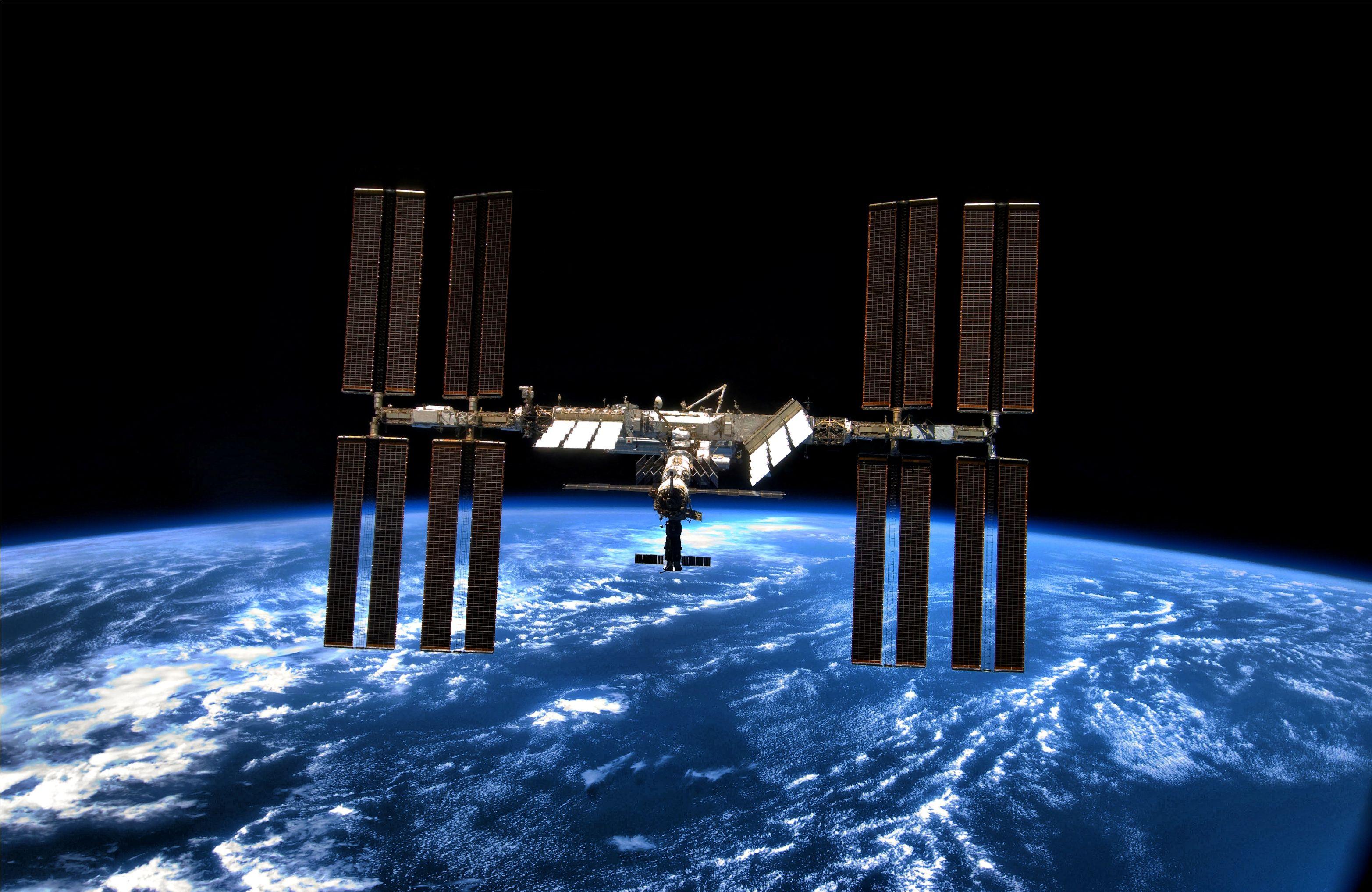 The ISS Wallpaper