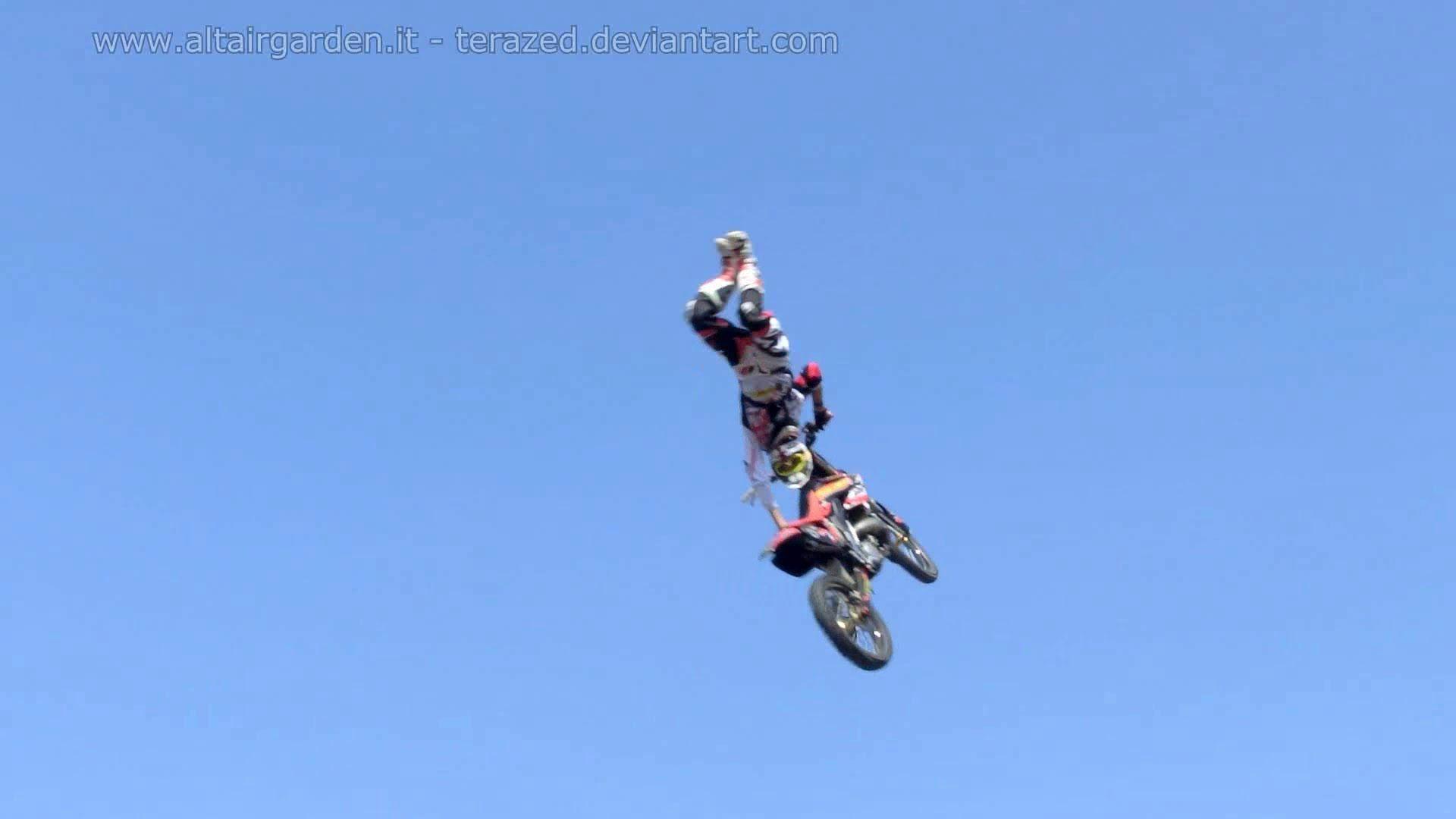 FMX Freestyle Motocross with Power Team. Giustina in C