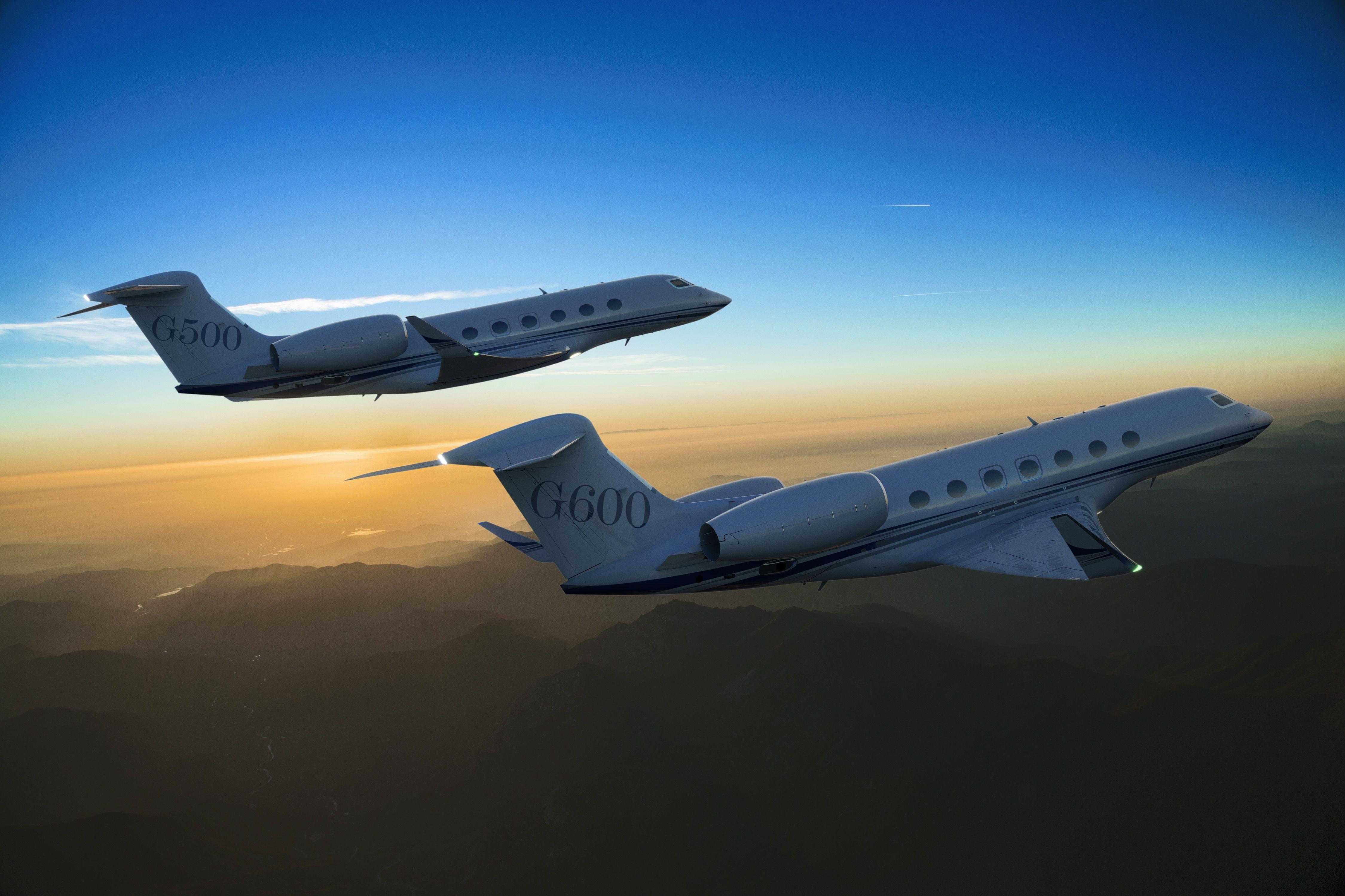 Gulfstream unveils two new business jets