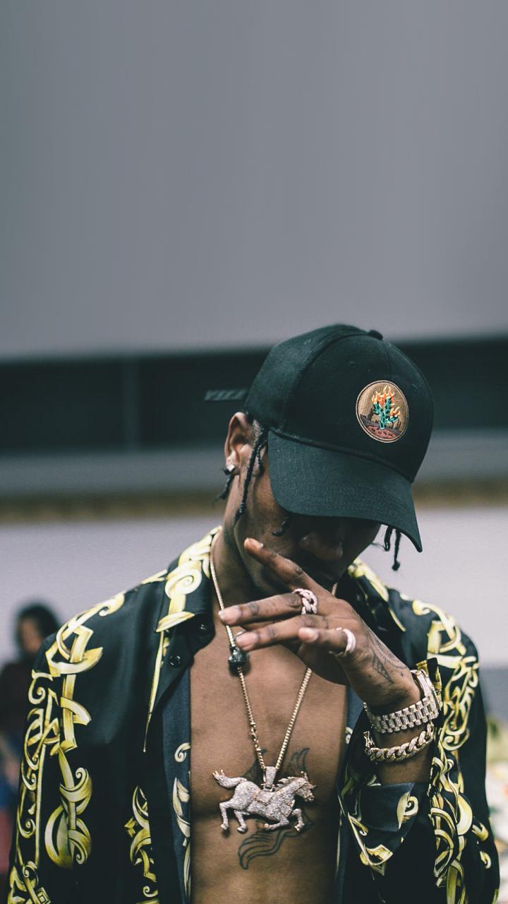 I made my new favourite Travis rodeo wallpaper