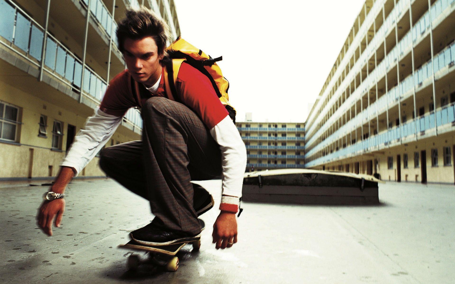 Skateboarding Image and Wallpaper for Mac, PC