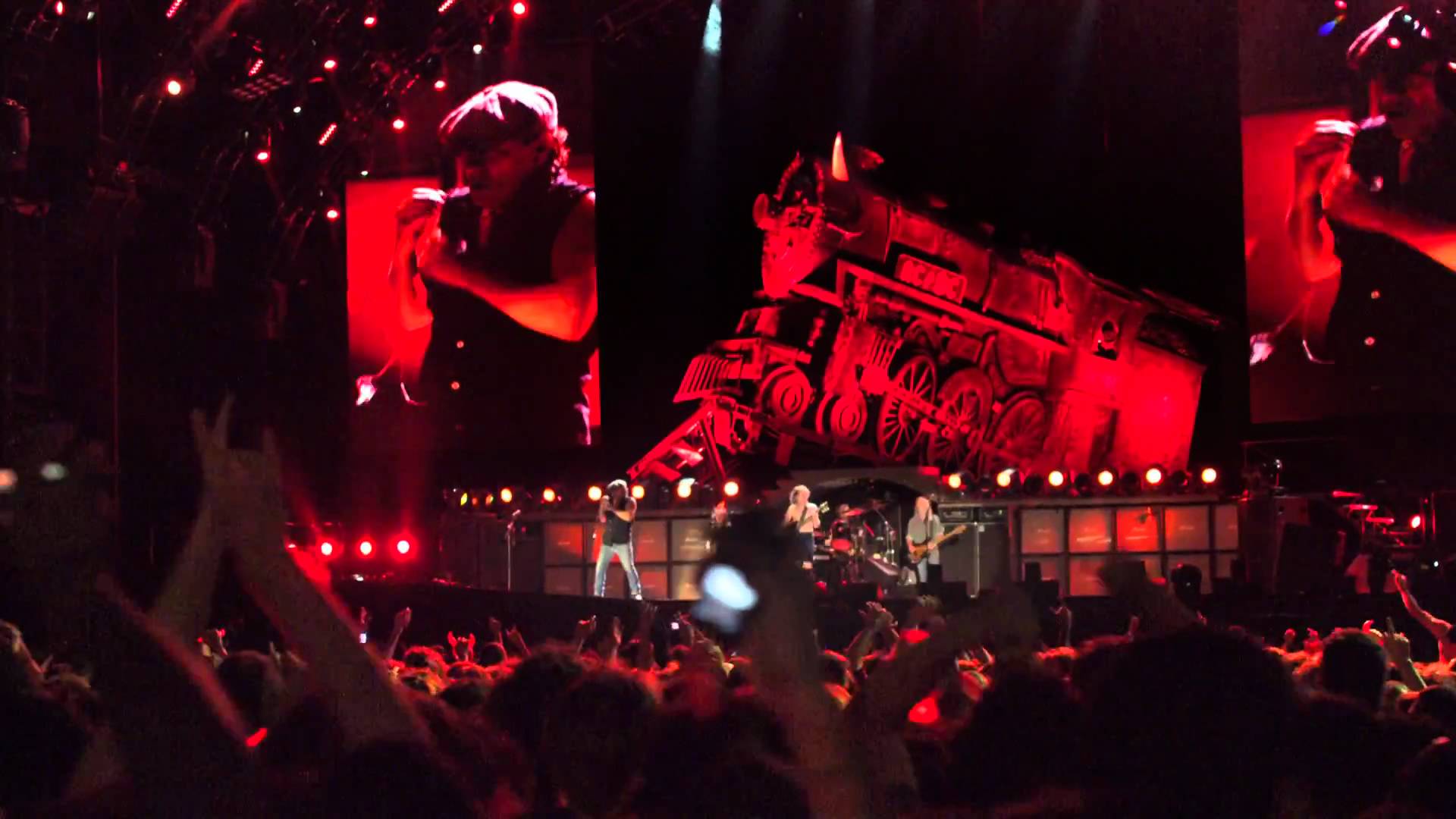 AC DC Live At River Plate: TNT