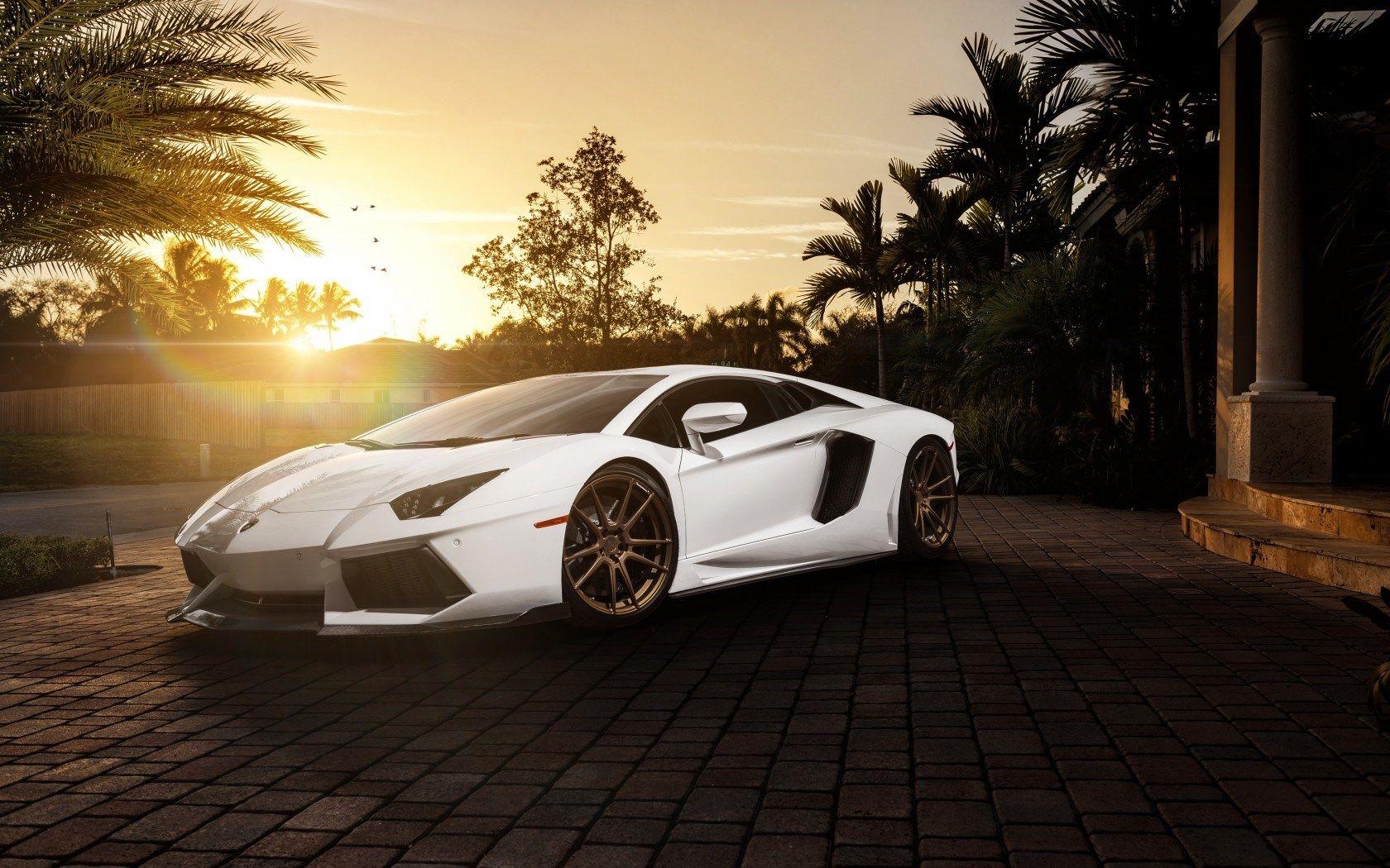 Lamborghini Wallpaper HD Photo, Wallpaper and other Image