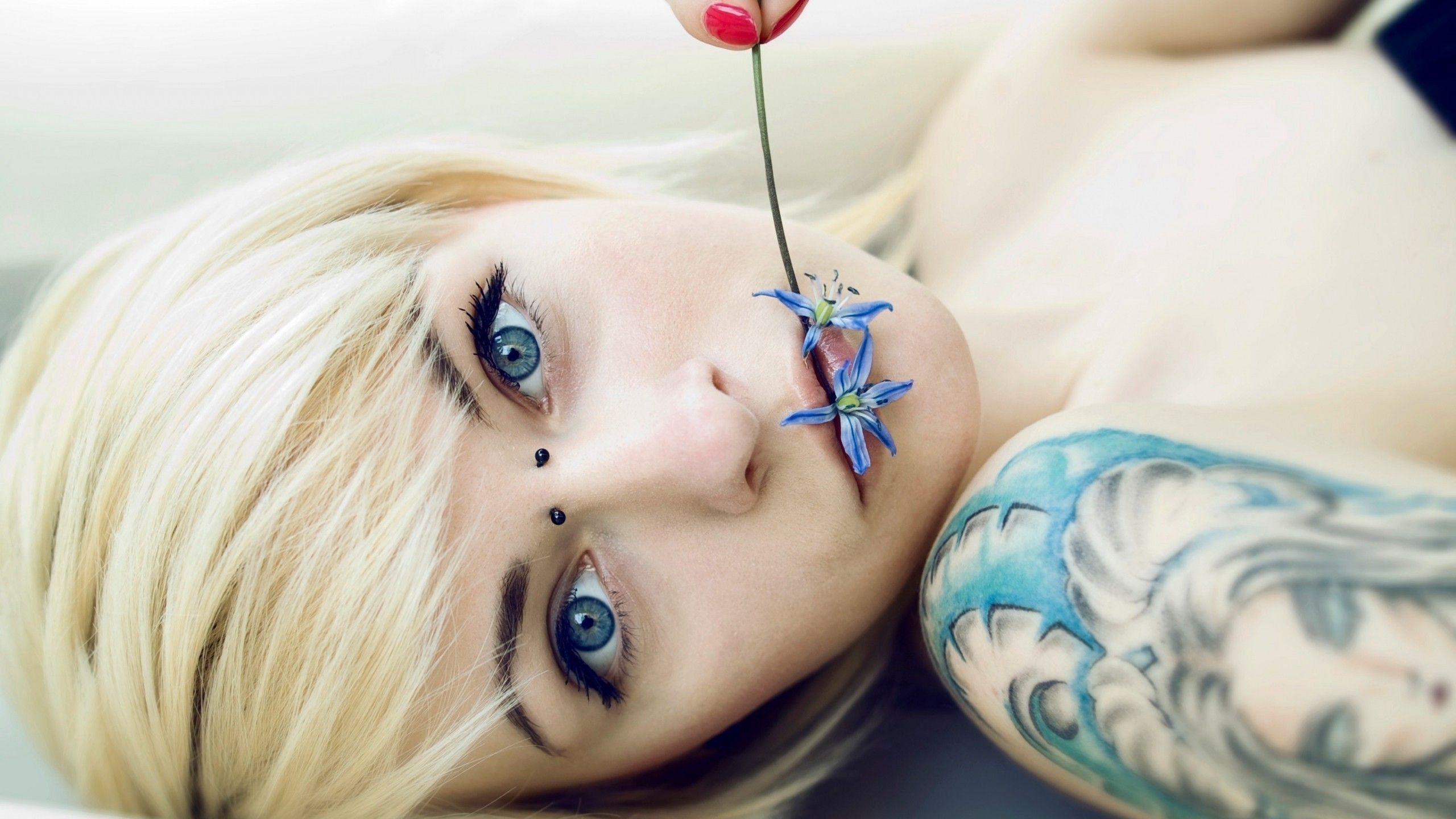 Emo Girl Full HD Wallpaper